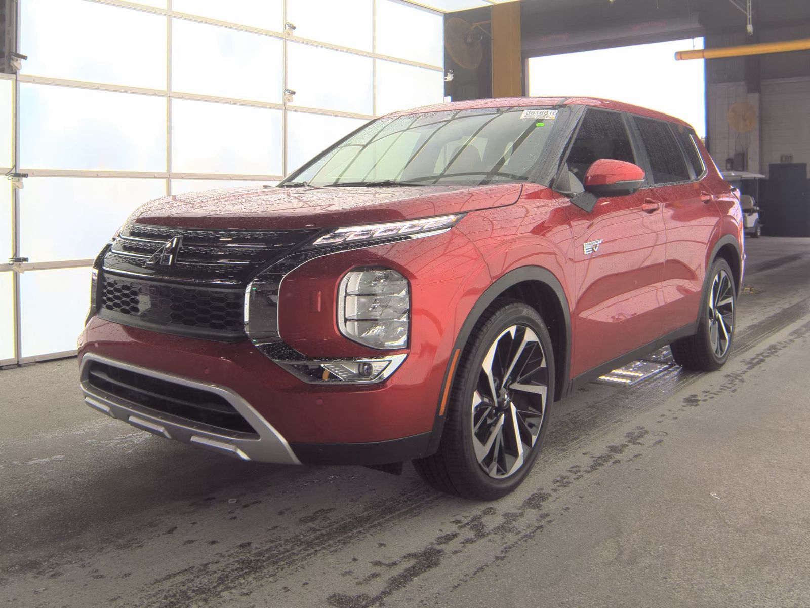 2024 Mitsubishi Outlander PHEV SE AWD