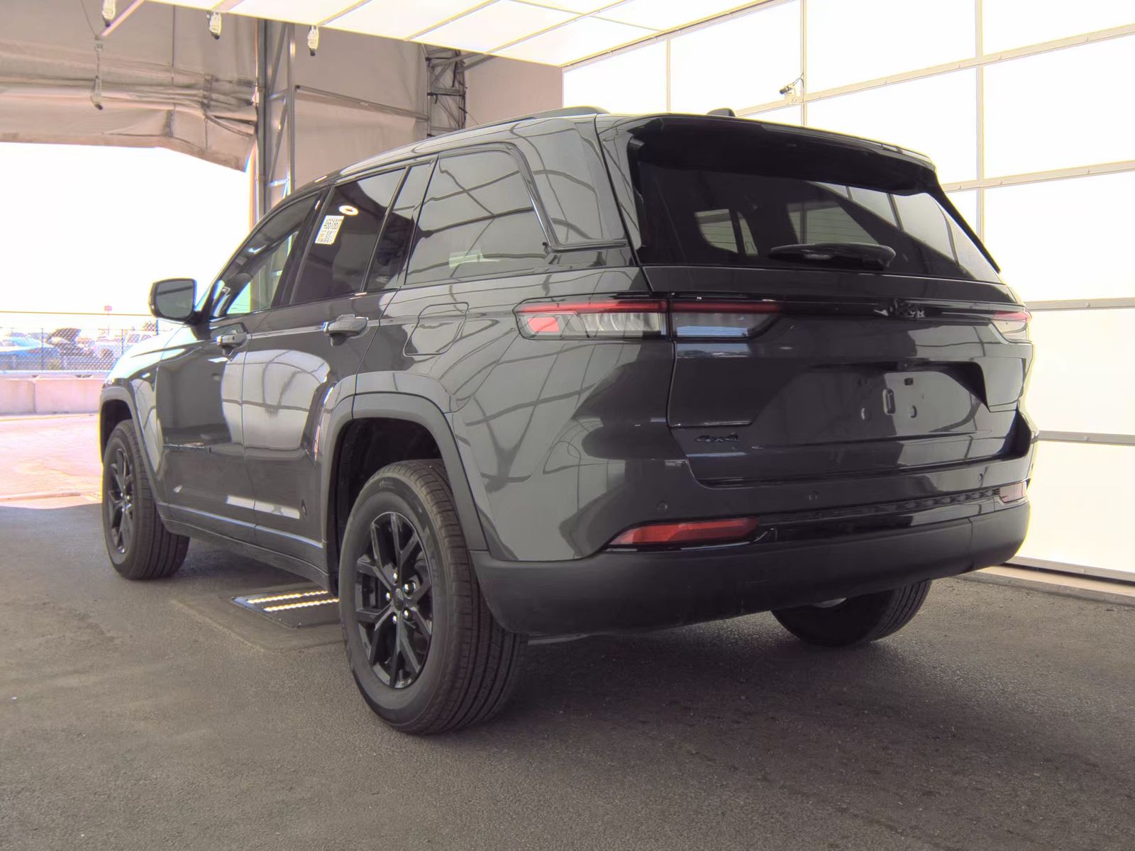 2024 Jeep Grand Cherokee Altitude AWD