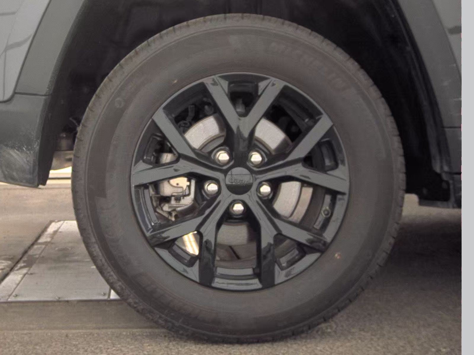 2024 Jeep Grand Cherokee Altitude AWD