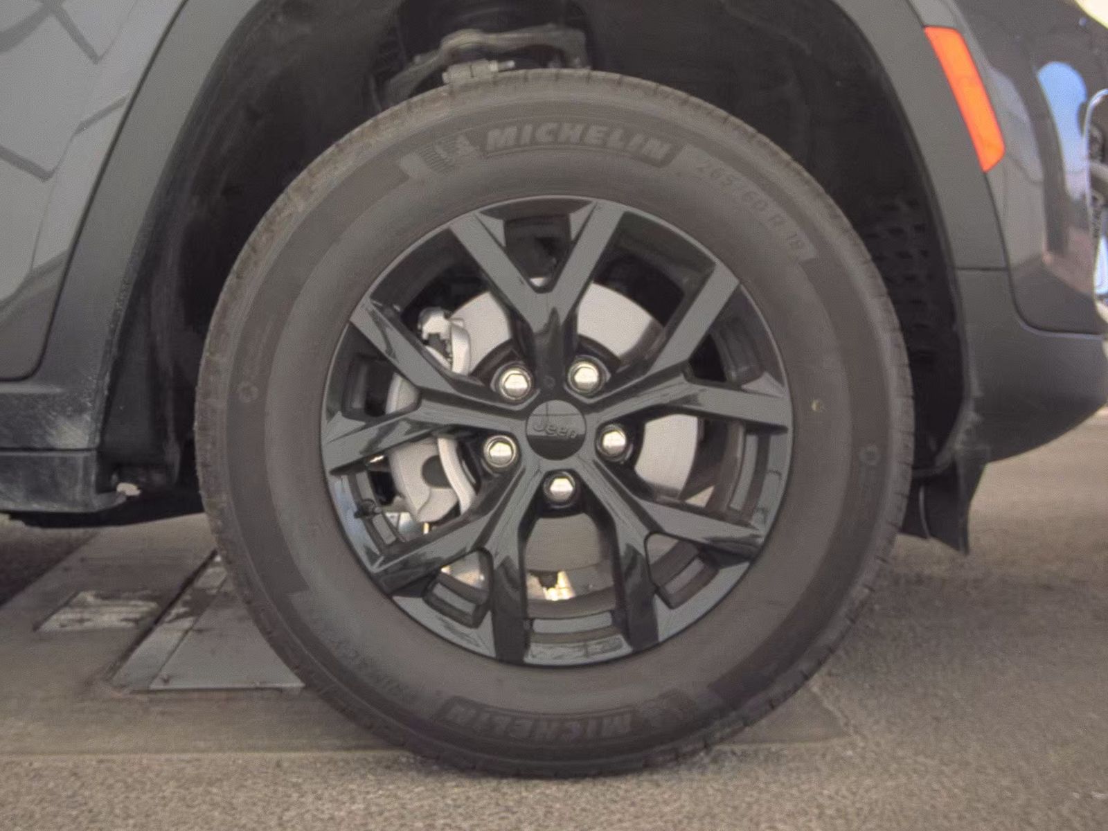 2024 Jeep Grand Cherokee Altitude AWD