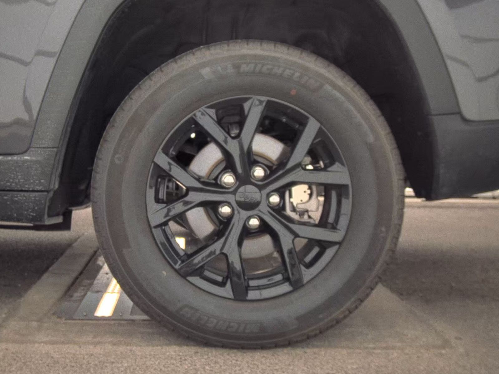 2024 Jeep Grand Cherokee Altitude AWD