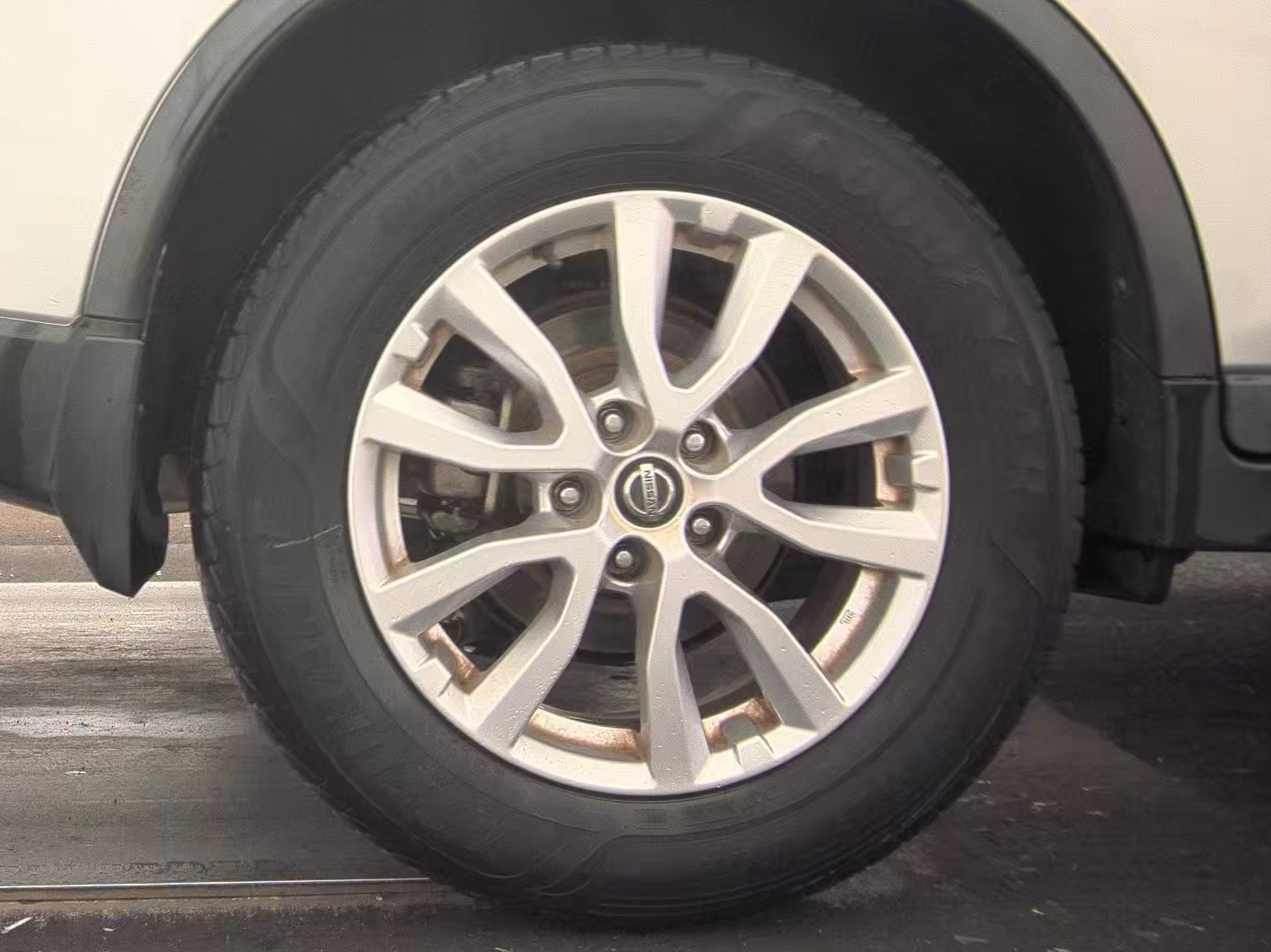 2018 Nissan Rogue SV FWD