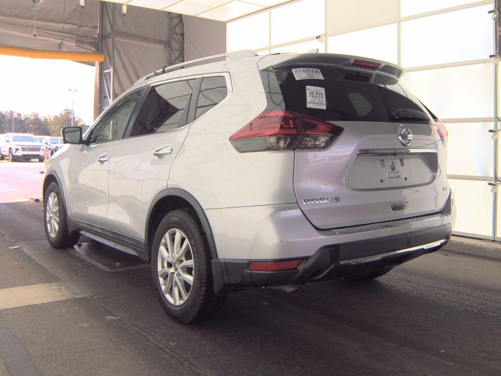 2018 Nissan Rogue SV FWD