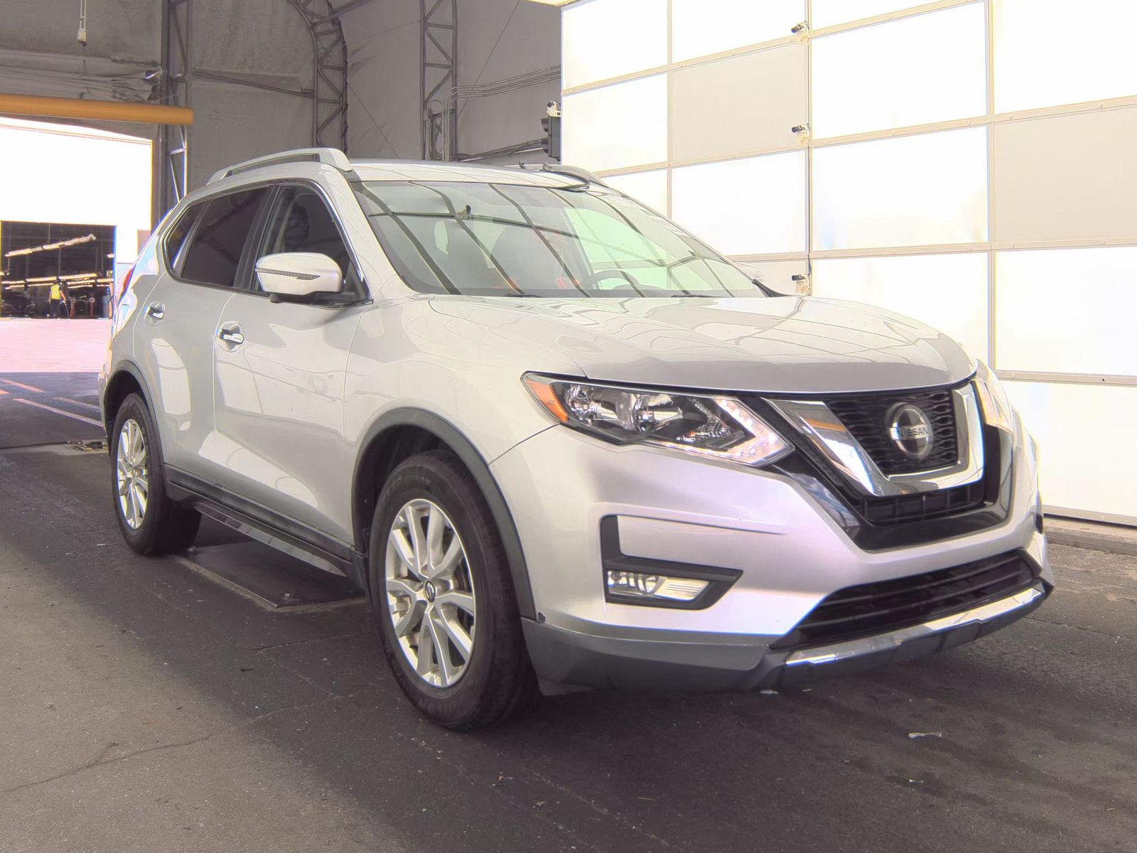 2018 Nissan Rogue SV FWD