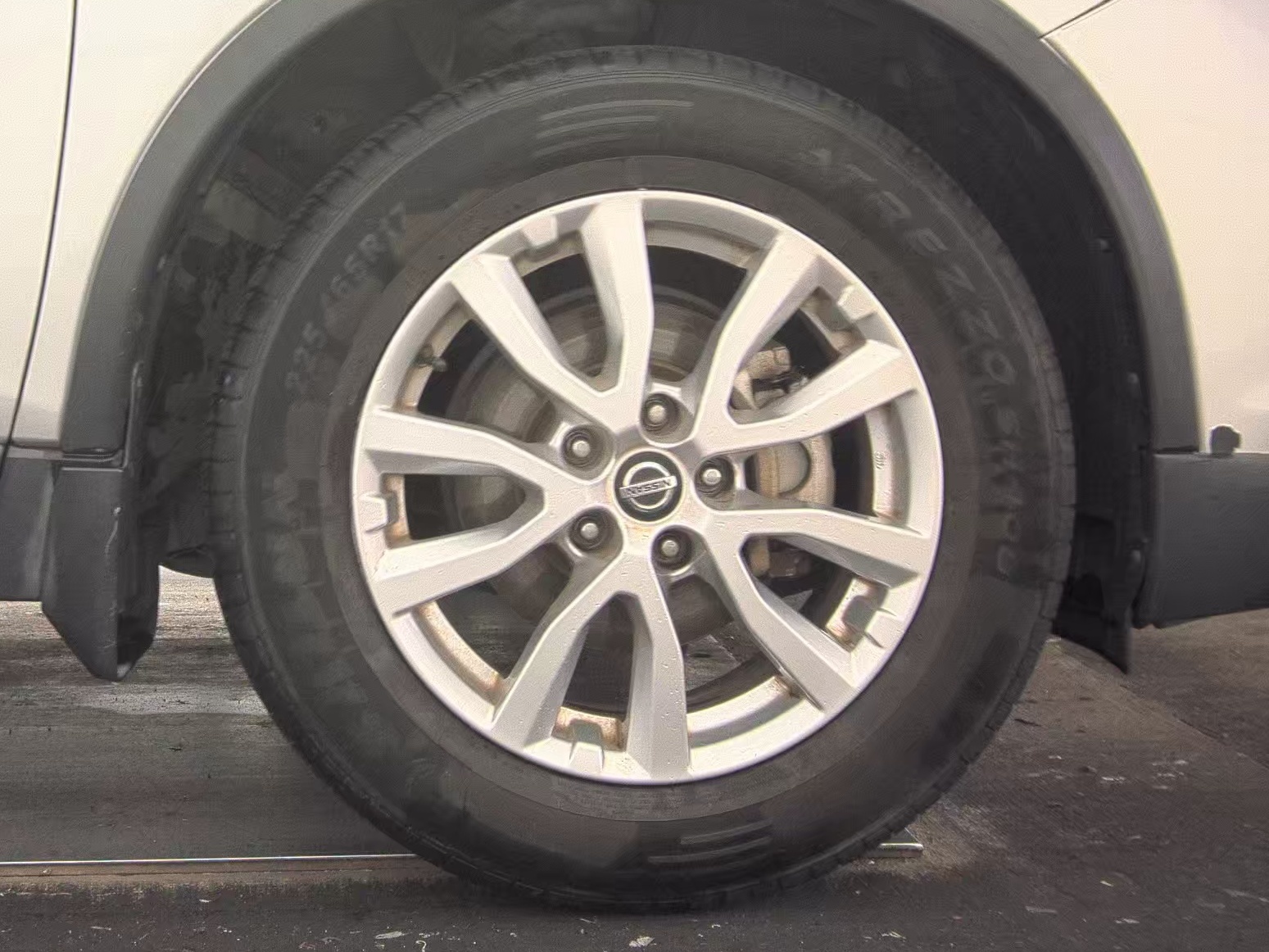 2018 Nissan Rogue SV FWD