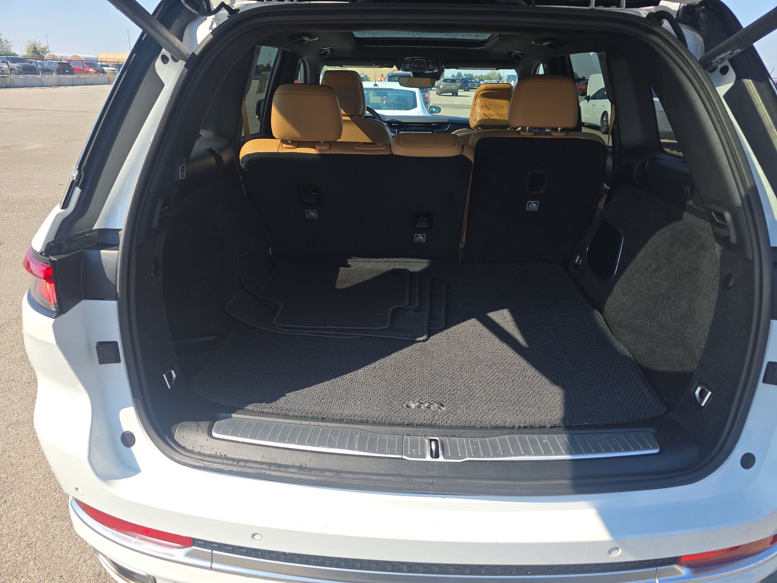 2024 Jeep Grand Cherokee Summit AWD