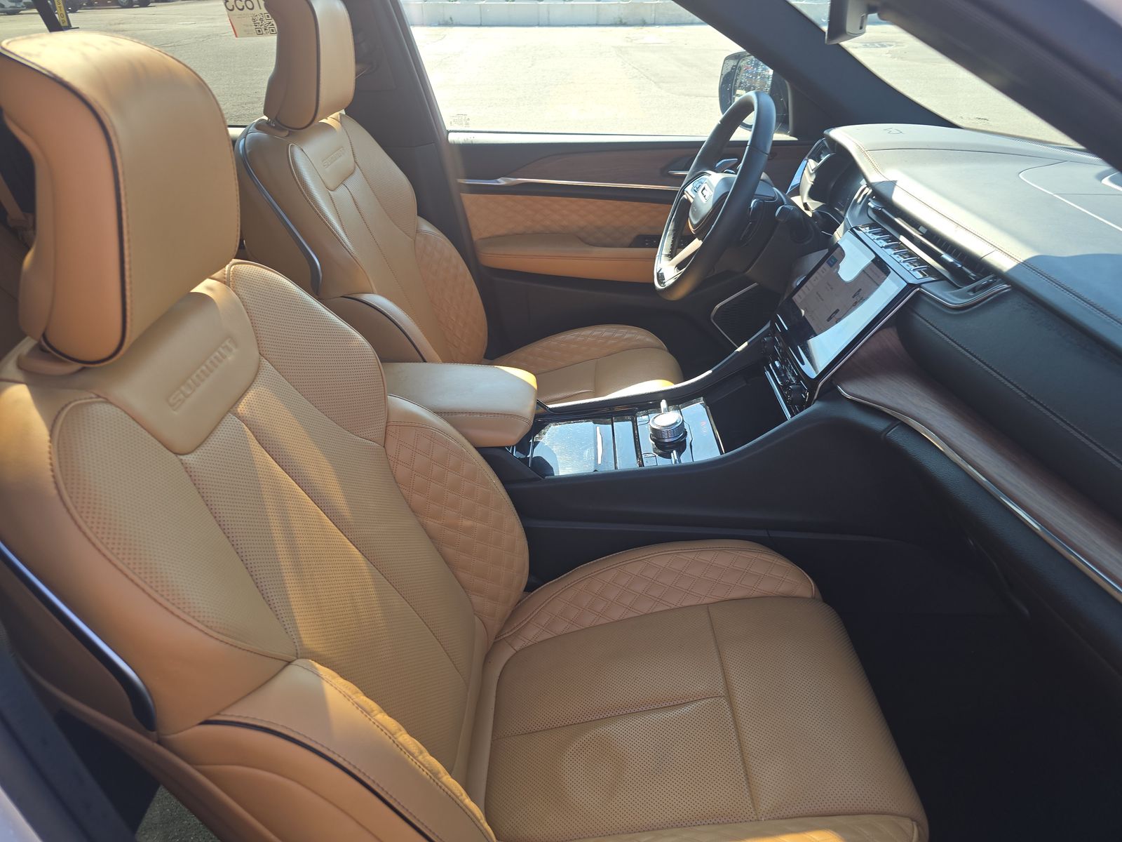 2024 Jeep Grand Cherokee Summit AWD