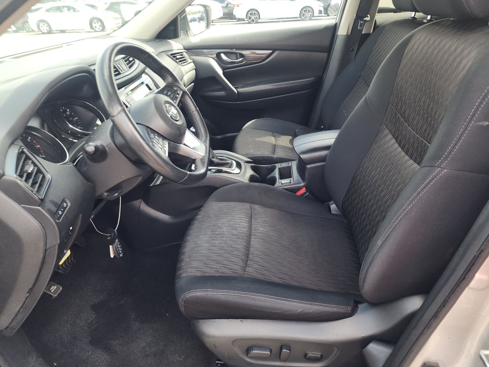 2018 Nissan Rogue SV FWD