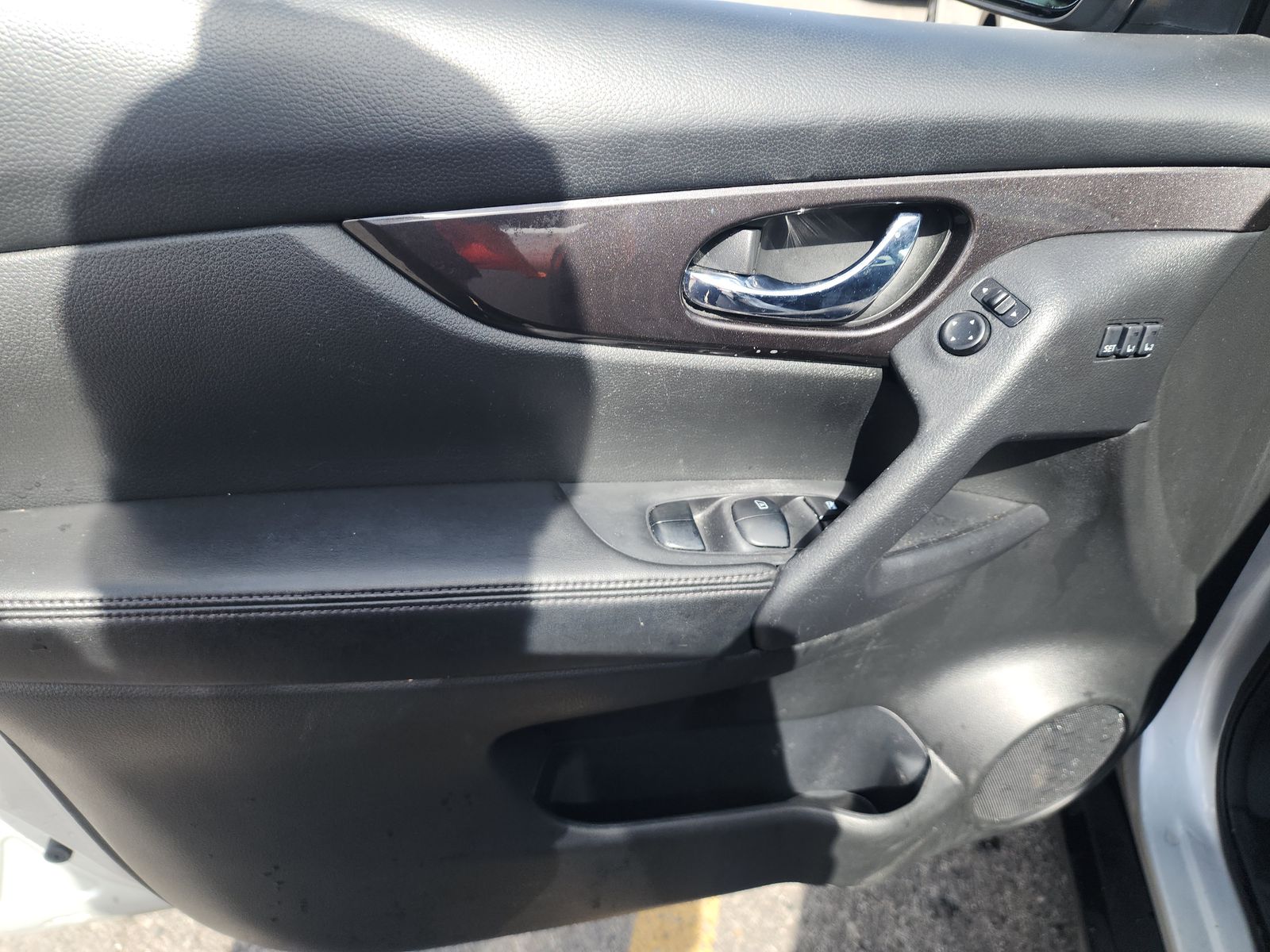 2018 Nissan Rogue SV FWD