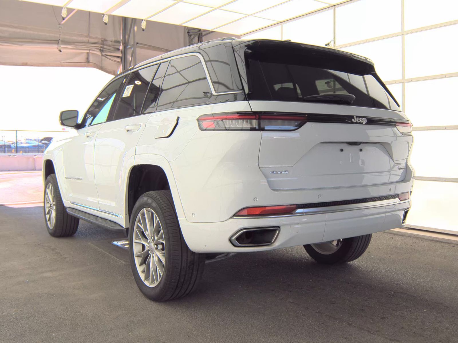 2024 Jeep Grand Cherokee Summit AWD