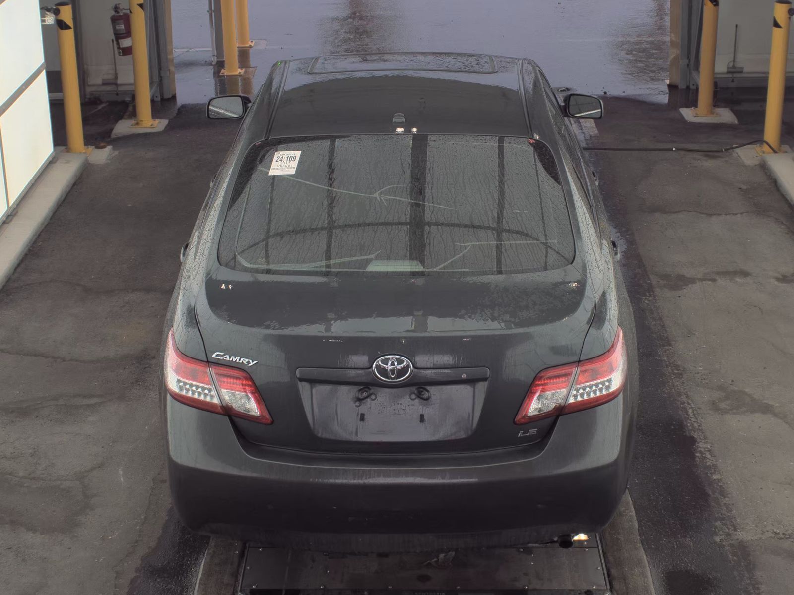 2011 Toyota Camry LE FWD