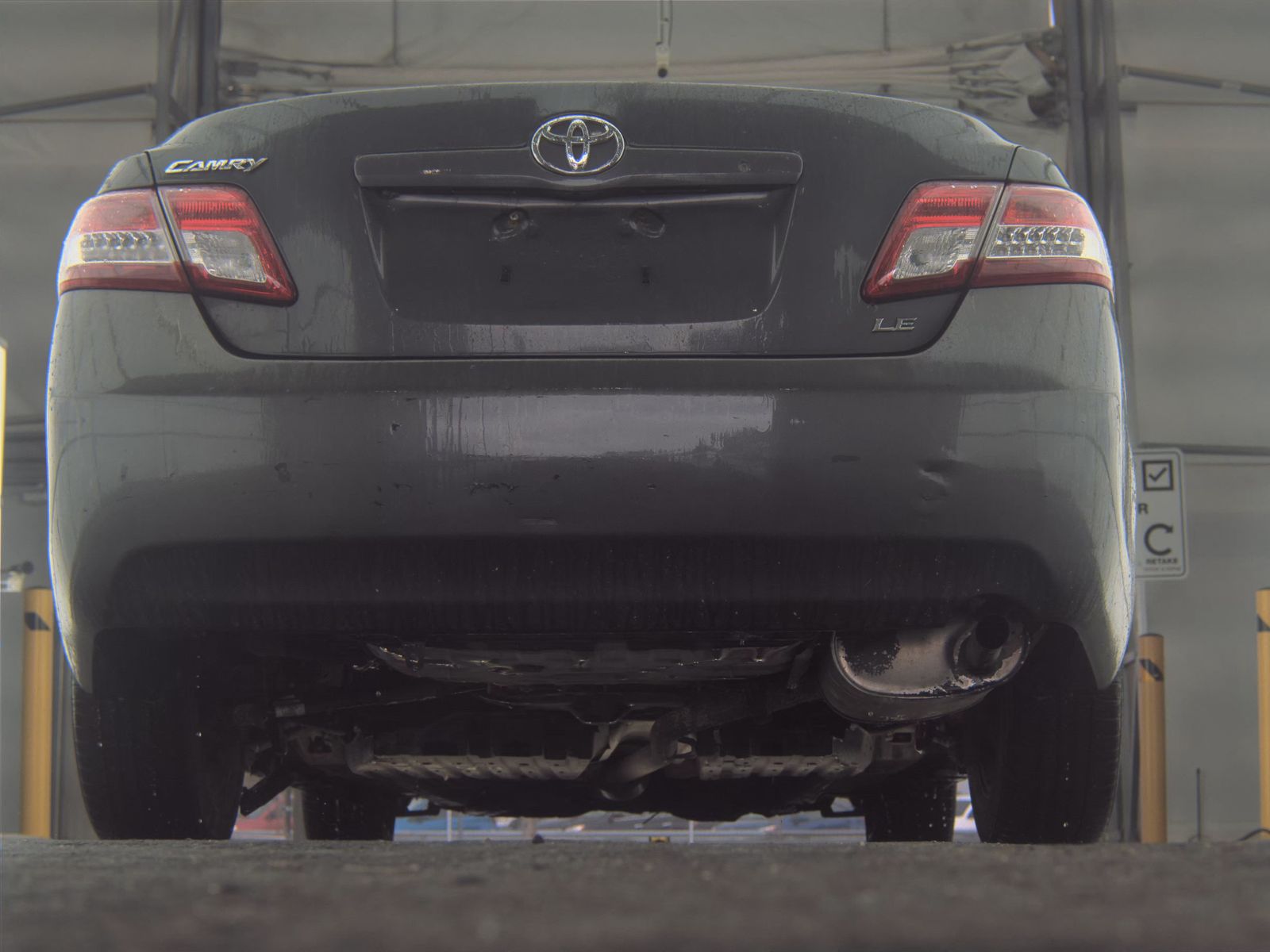 2011 Toyota Camry LE FWD