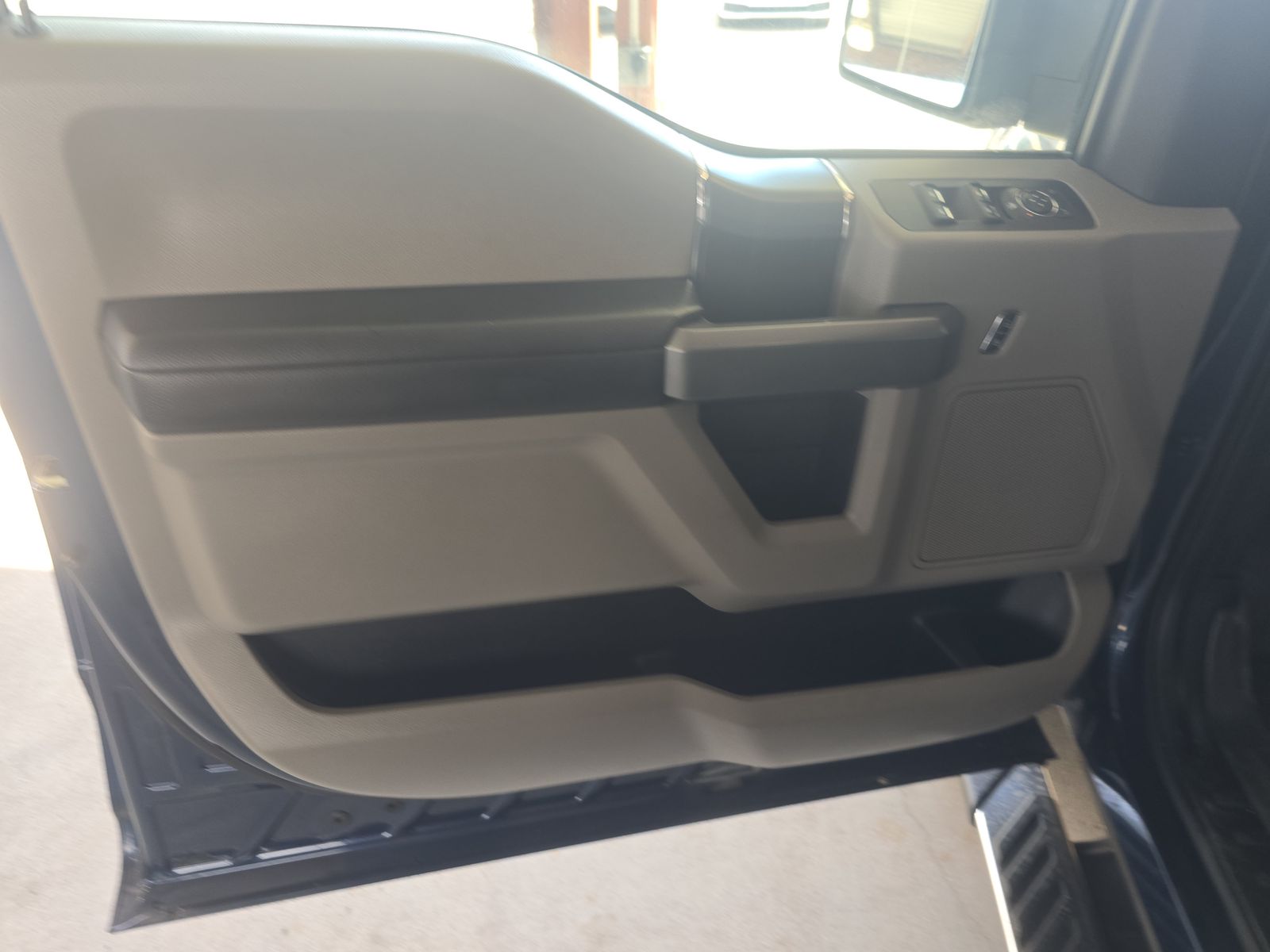 2017 Ford F-150 XLT RWD