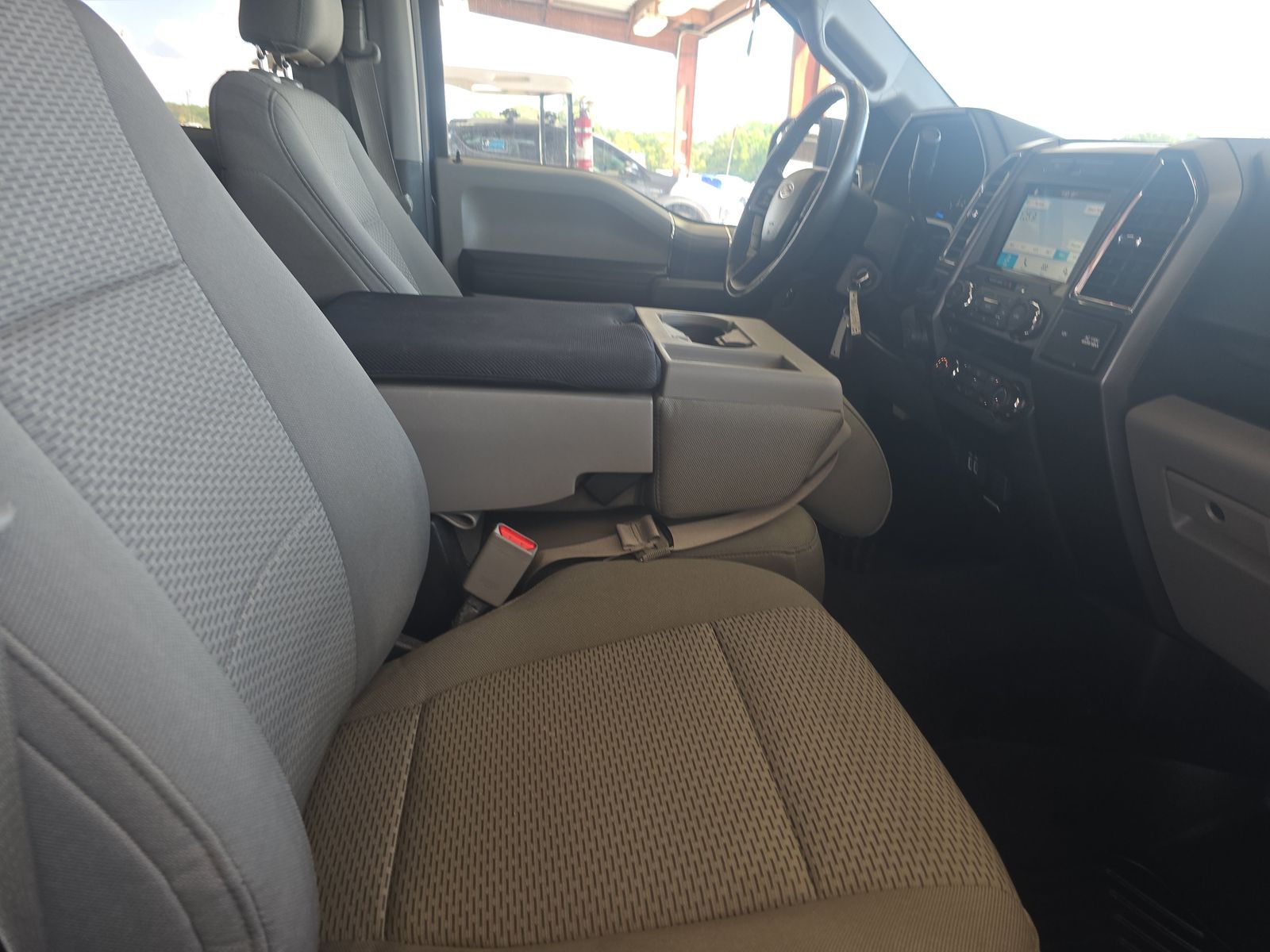 2017 Ford F-150 XLT RWD