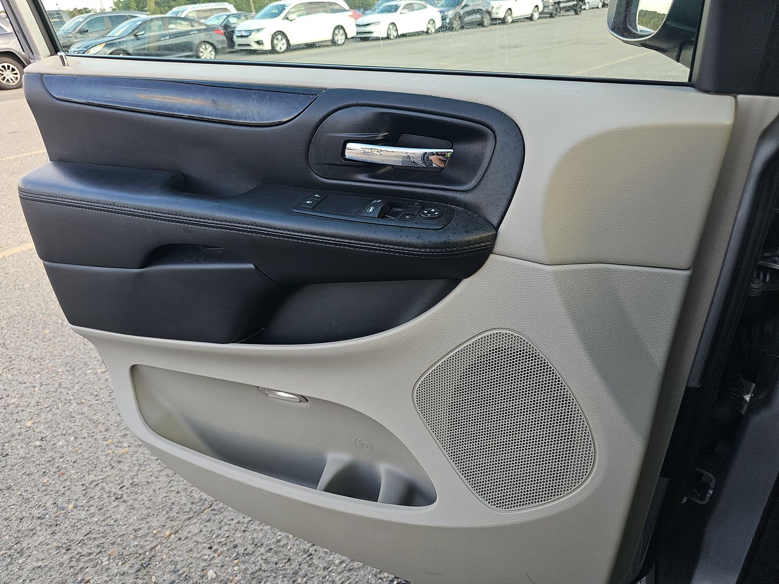 2016 Dodge Grand Caravan SE FWD