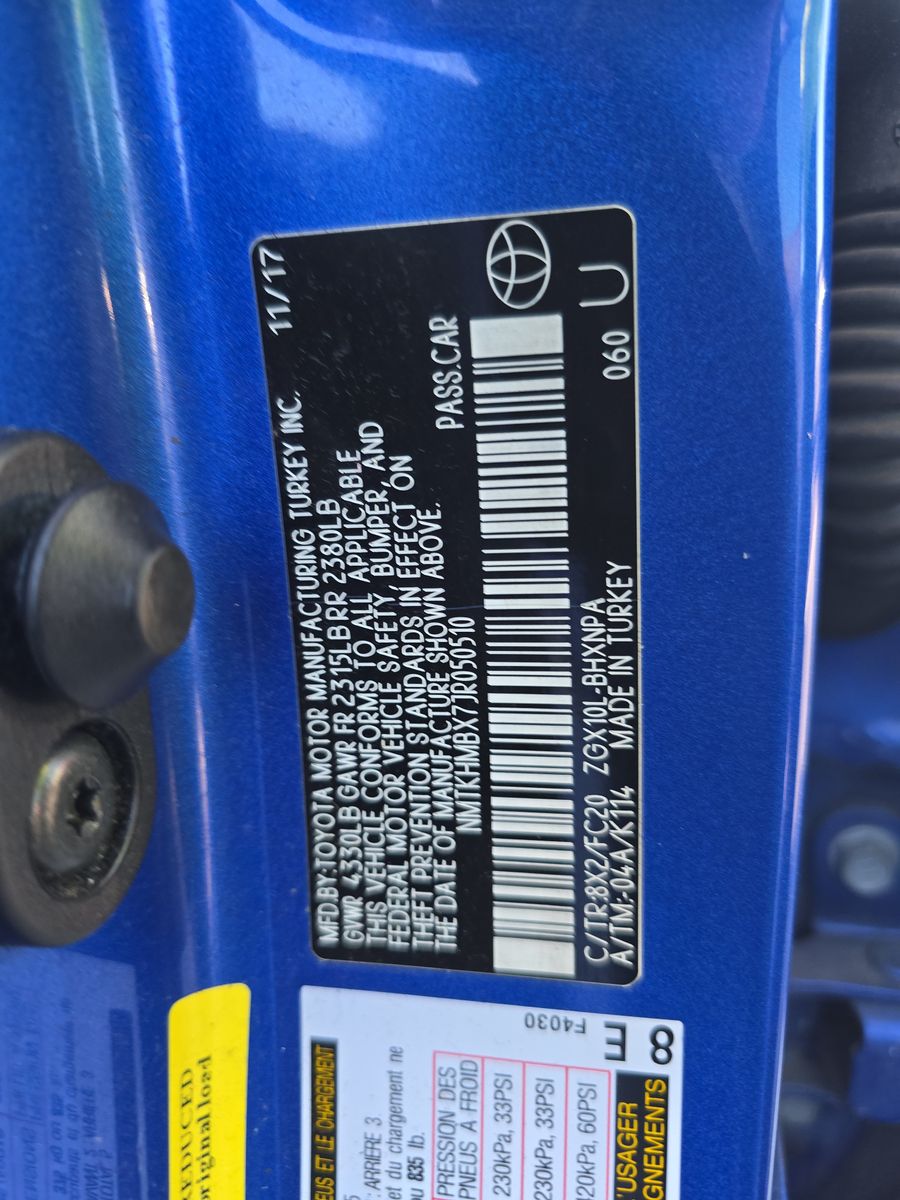 2018 Toyota C-HR XLE Premium FWD