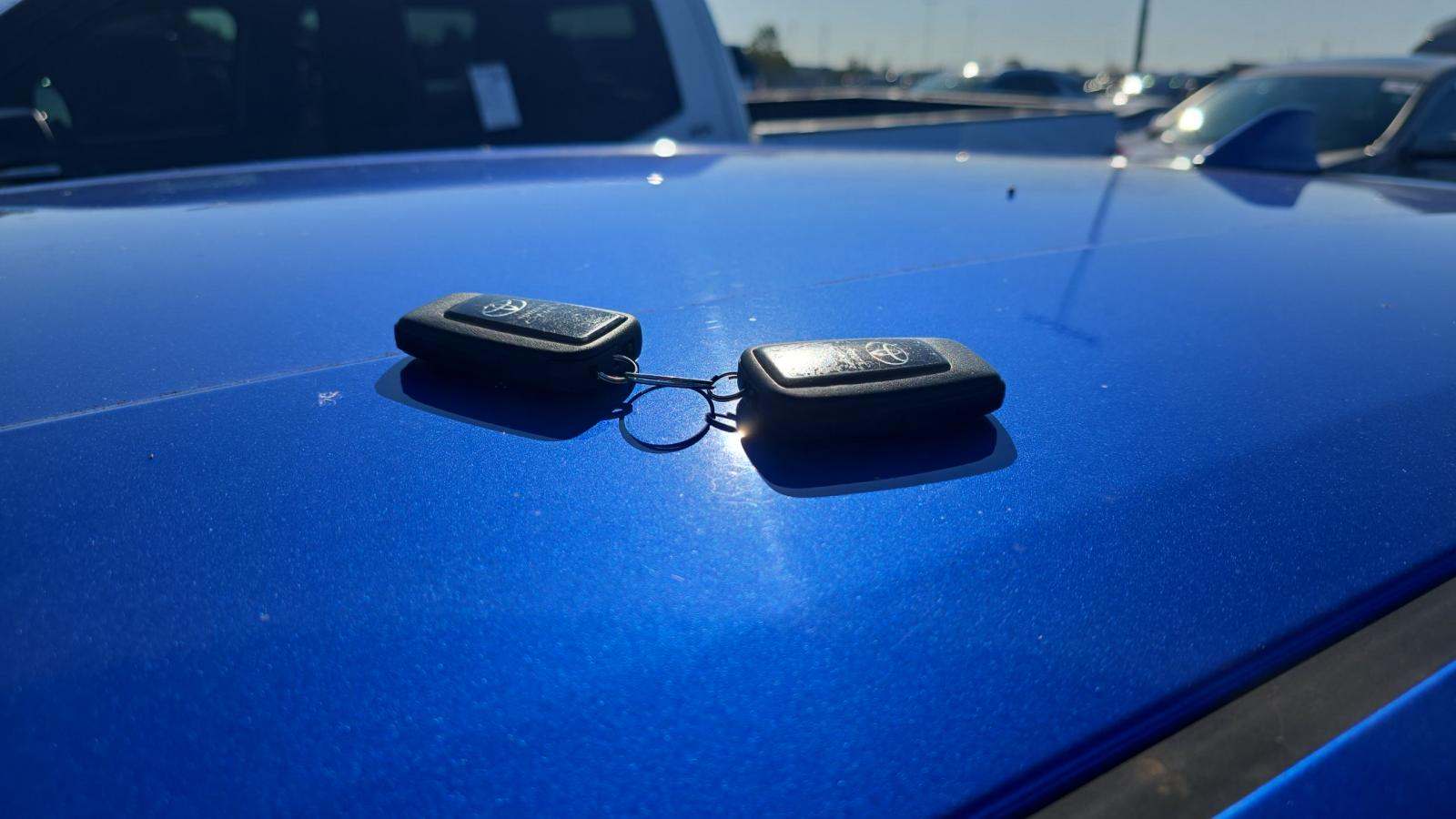 2018 Toyota C-HR XLE Premium FWD