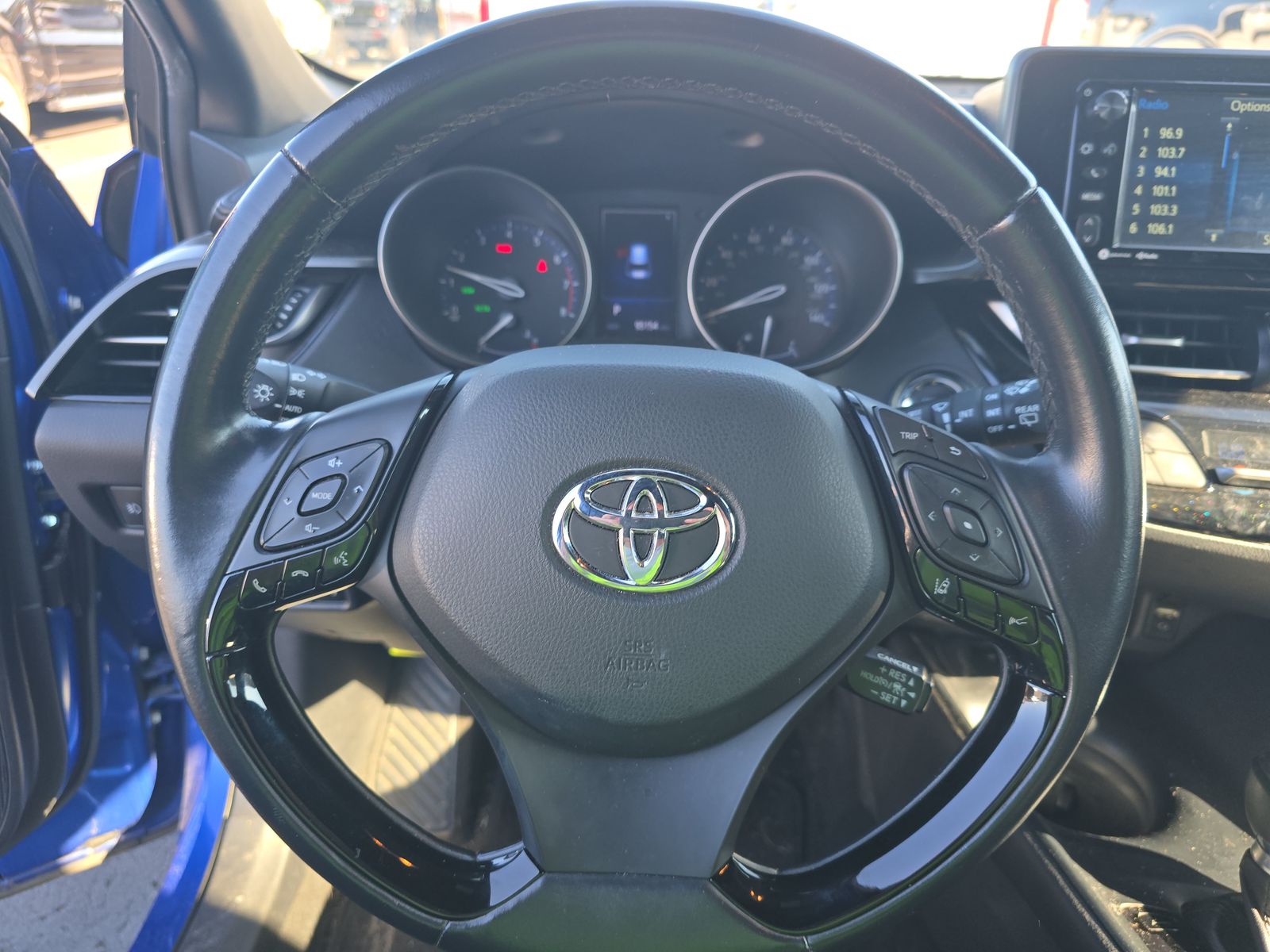 2018 Toyota C-HR XLE Premium FWD