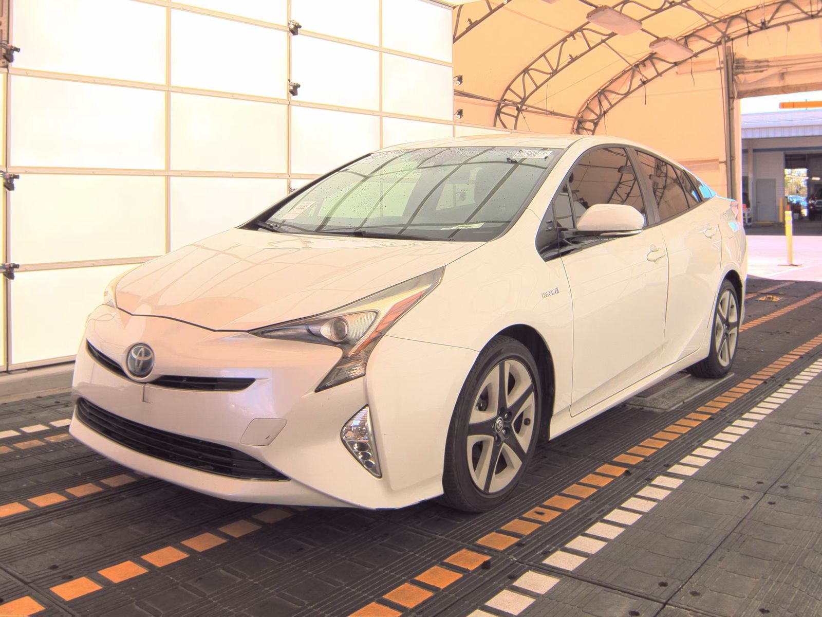 2017 Toyota Prius Three Touring FWD