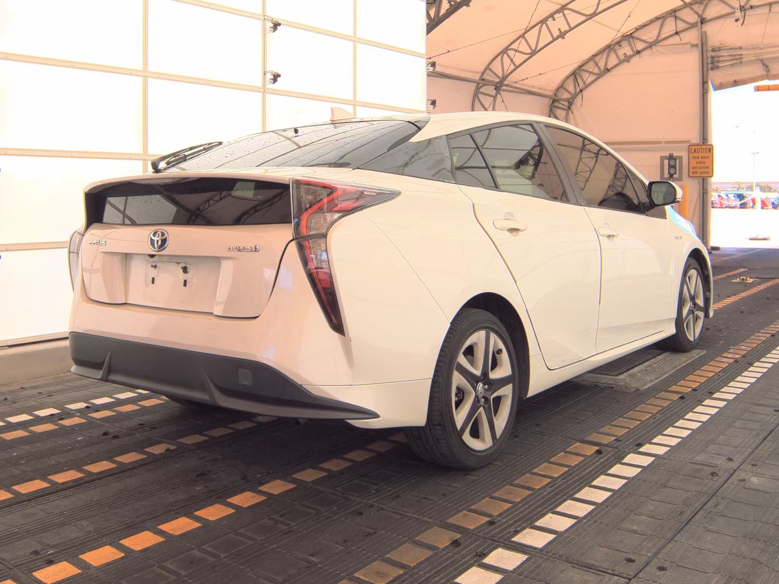 2017 Toyota Prius Three Touring FWD