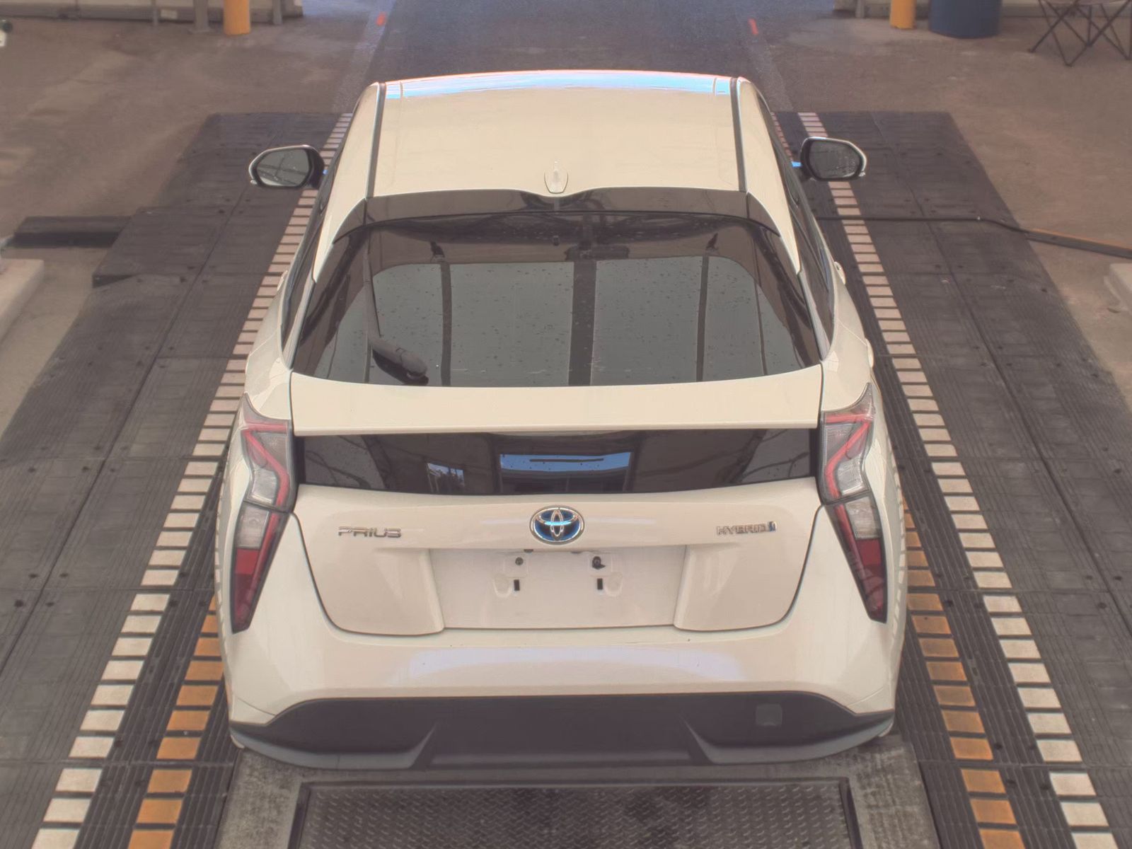 2017 Toyota Prius Three Touring FWD