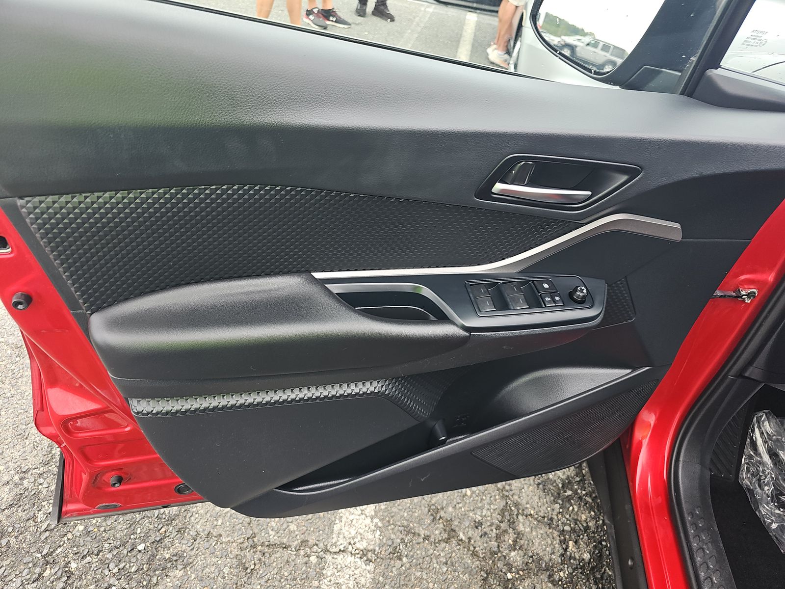 2020 Toyota C-HR LE FWD