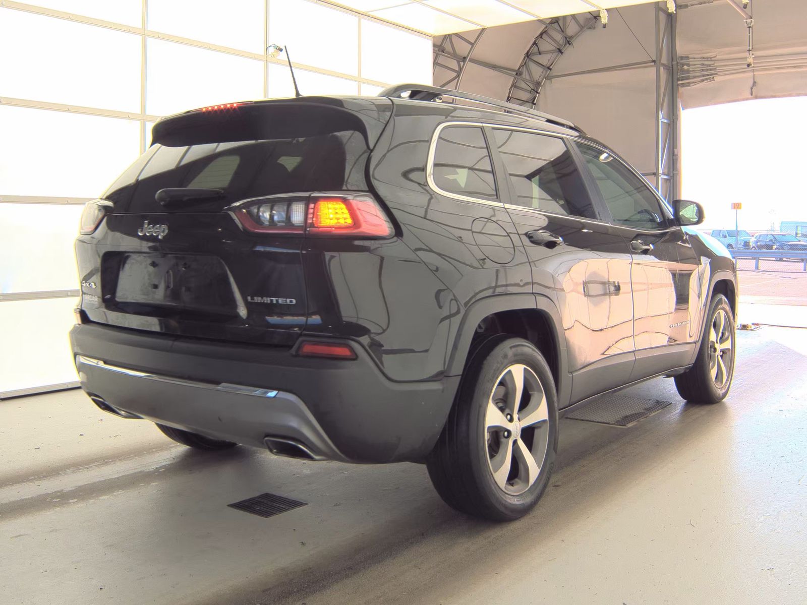 2022 Jeep Cherokee Limited AWD