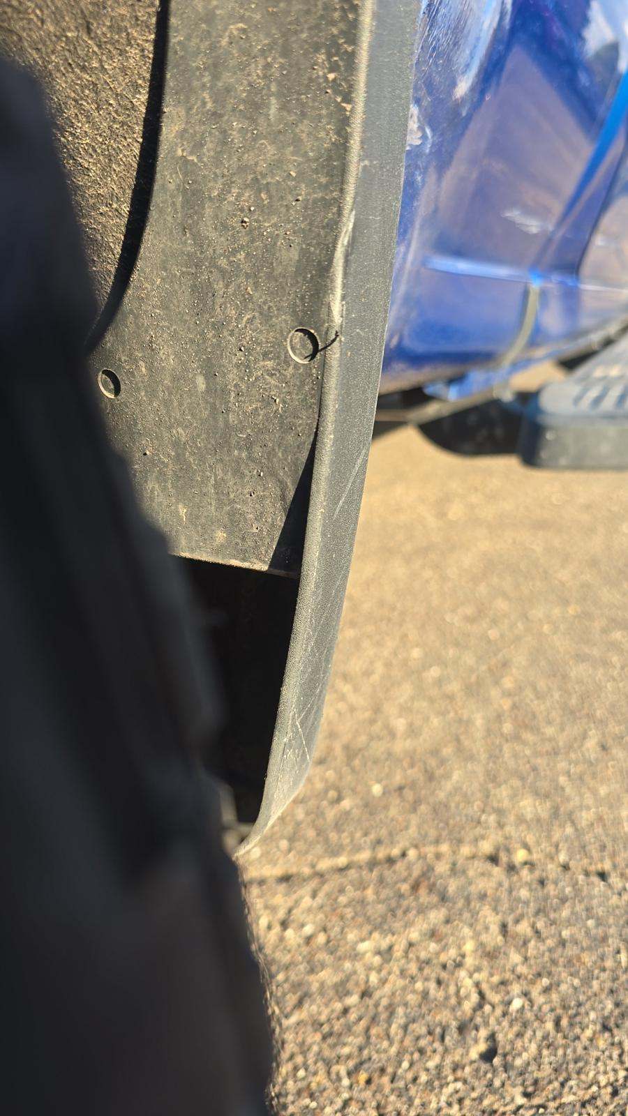 2023 Chevrolet Silverado 1500 Custom AWD