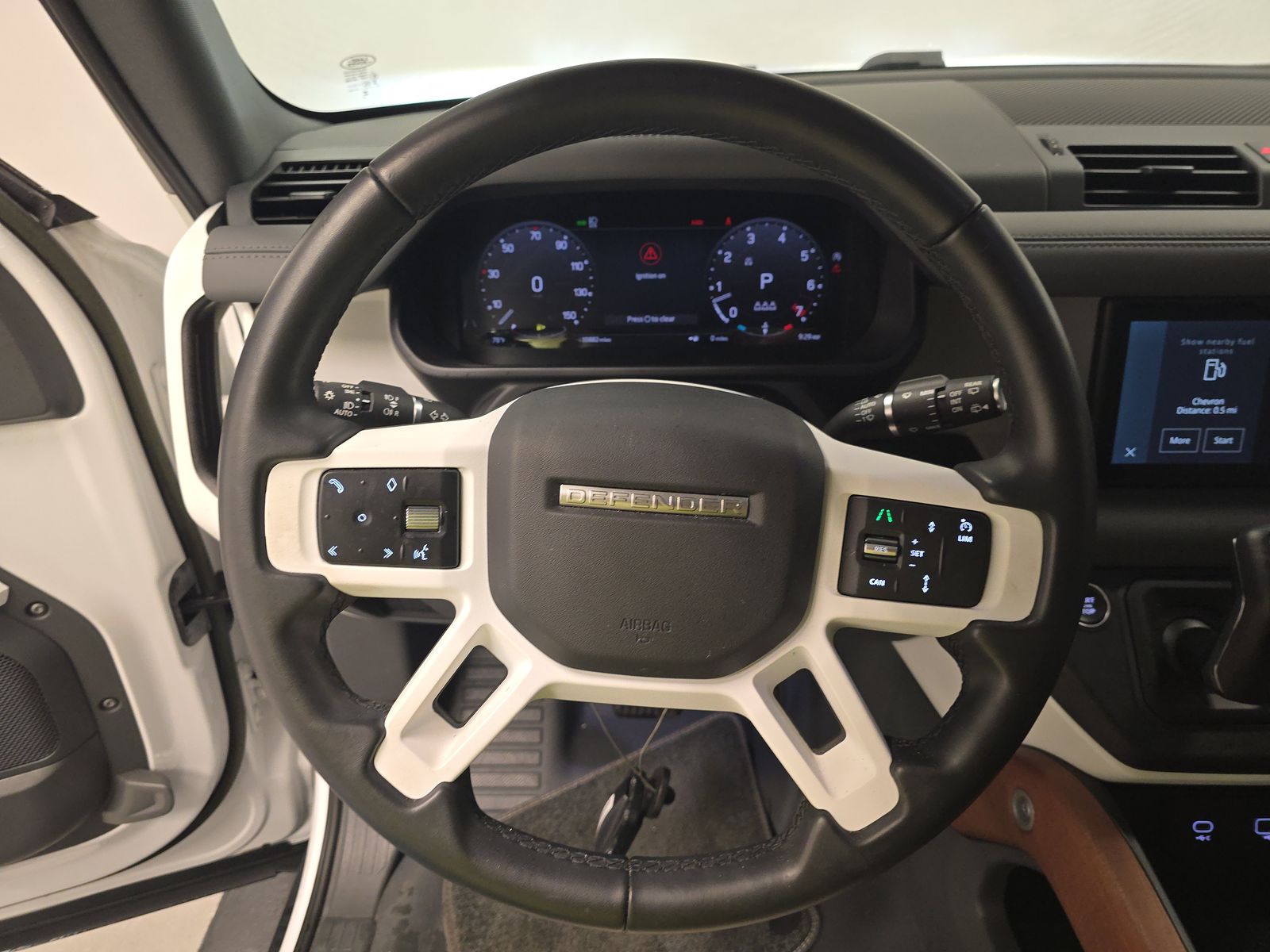 2023 Land Rover Defender 110 SE AWD