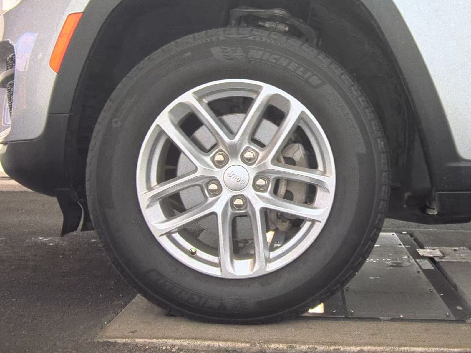 2024 Jeep Grand Cherokee Laredo X AWD