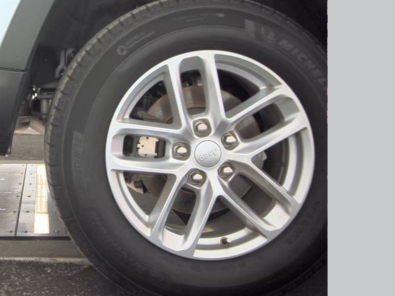 2024 Jeep Grand Cherokee Laredo X AWD