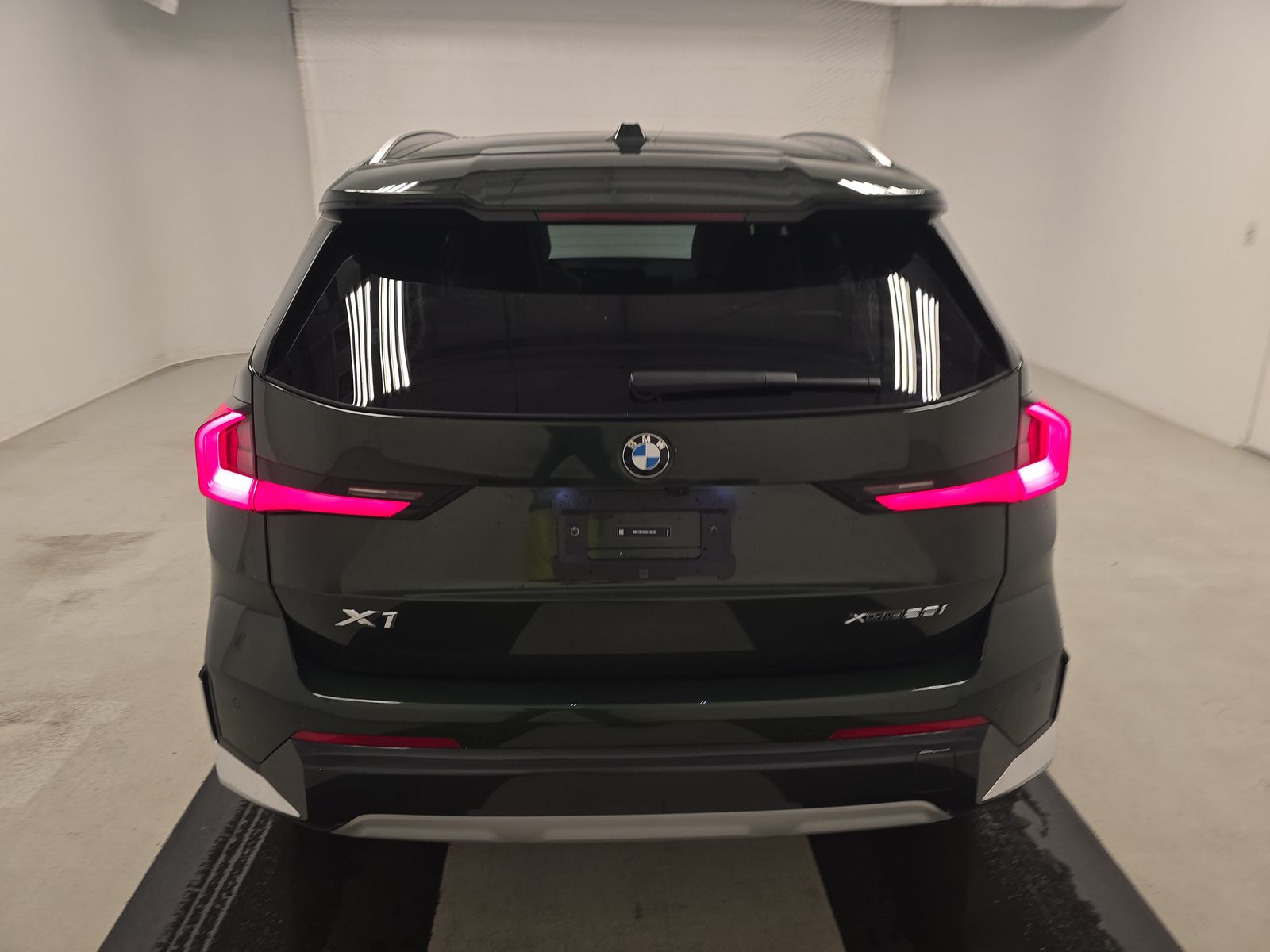 2025 BMW X1 xDrive28i AWD