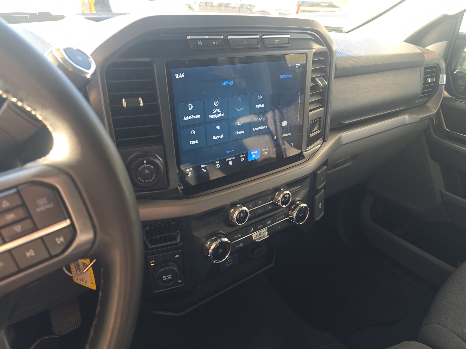 2024 Ford F-150 XLT AWD