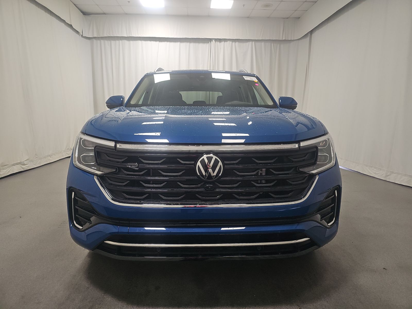 2025 Volkswagen Atlas 2.0T SEL Premium R-Line AWD