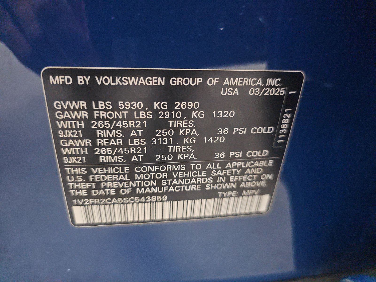 2025 Volkswagen Atlas 2.0T SEL Premium R-Line AWD