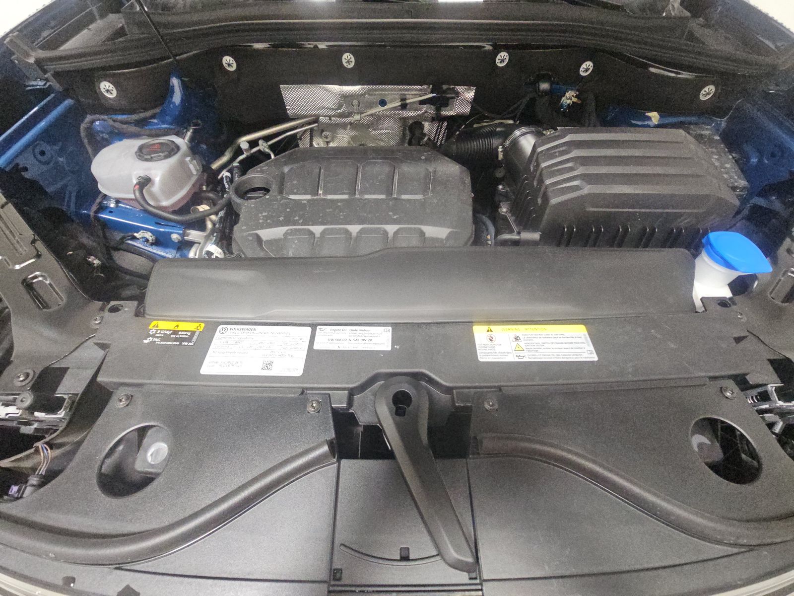 2025 Volkswagen Atlas 2.0T SEL Premium R-Line AWD