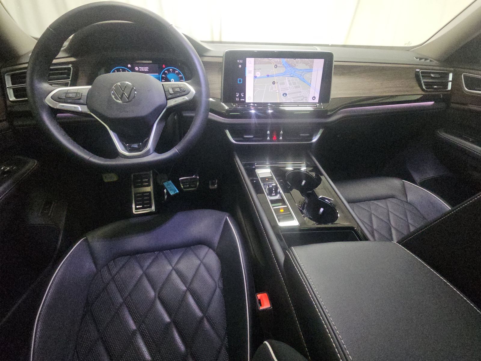 2025 Volkswagen Atlas 2.0T SEL Premium R-Line AWD