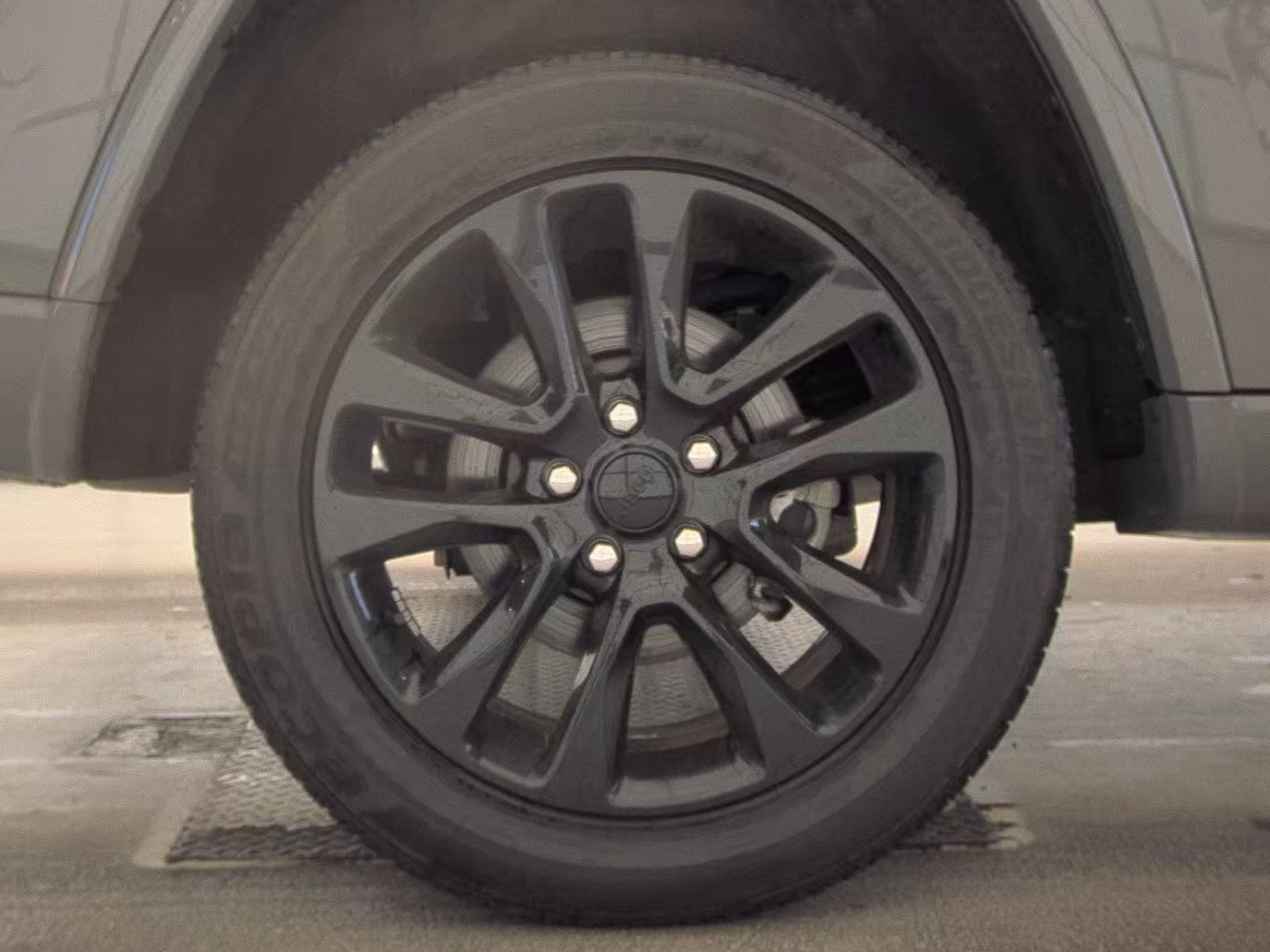 2022 Jeep Grand Cherokee Laredo X AWD