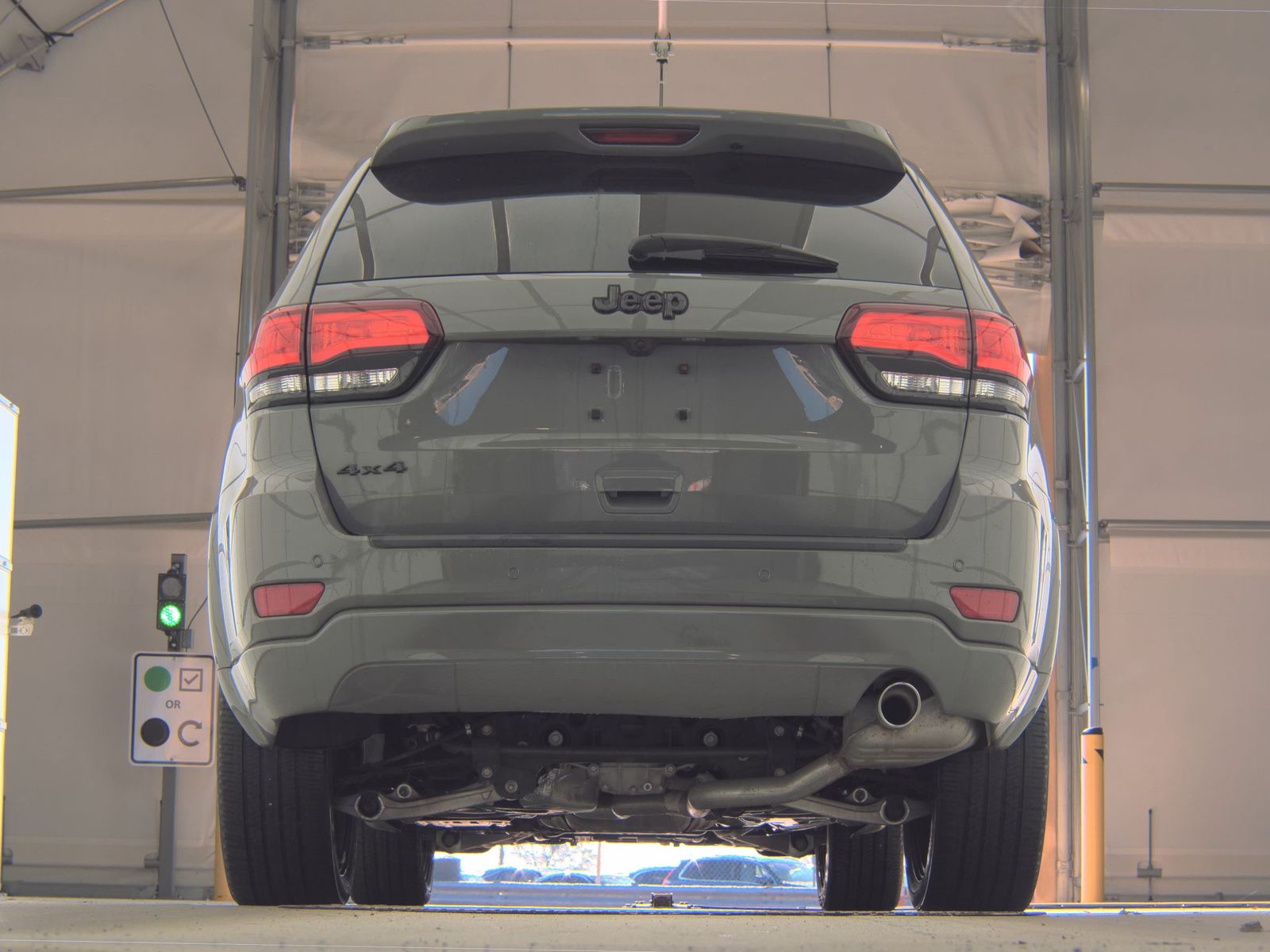 2022 Jeep Grand Cherokee Laredo X AWD