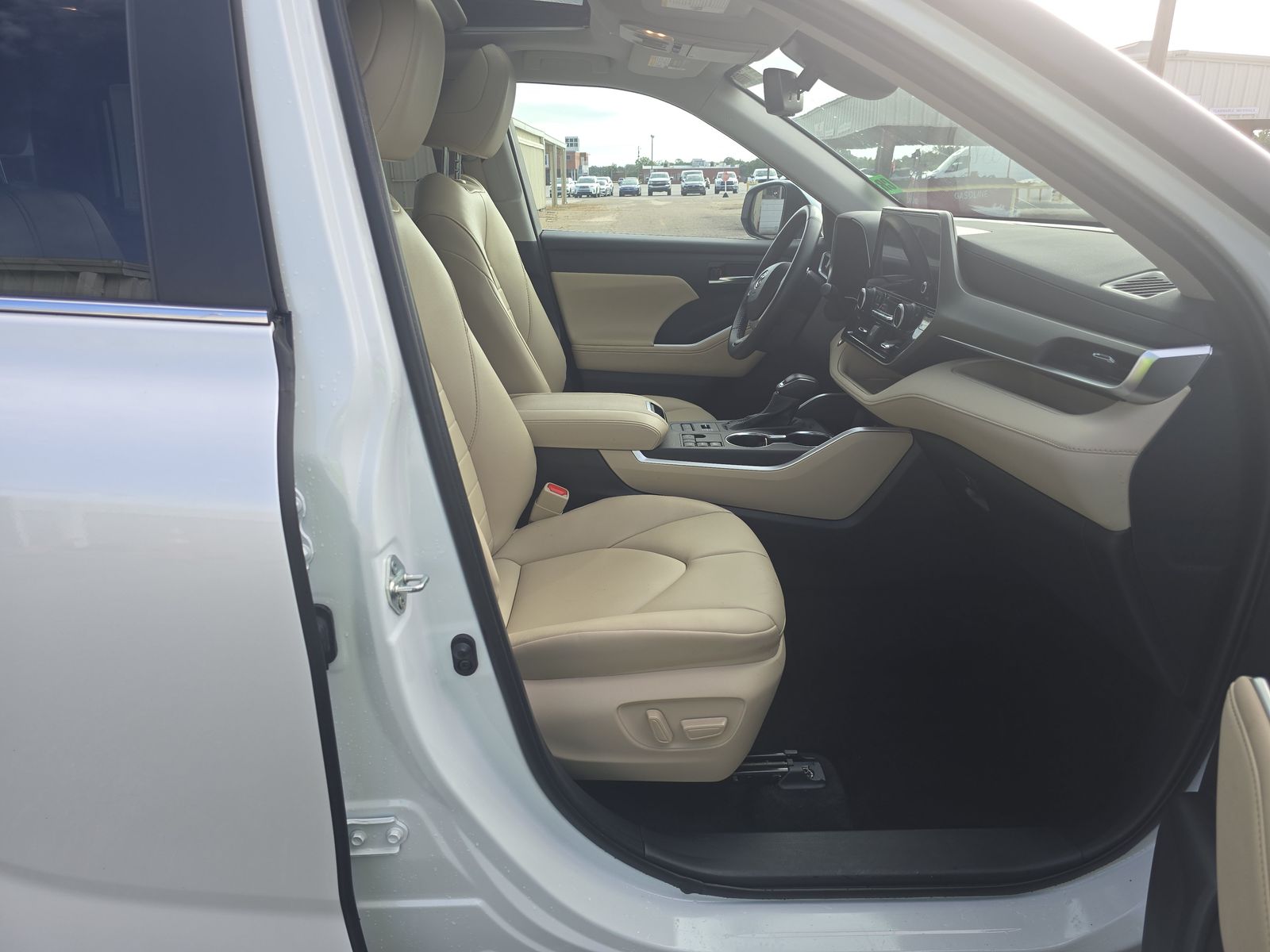 2024 Toyota Highlander XLE AWD