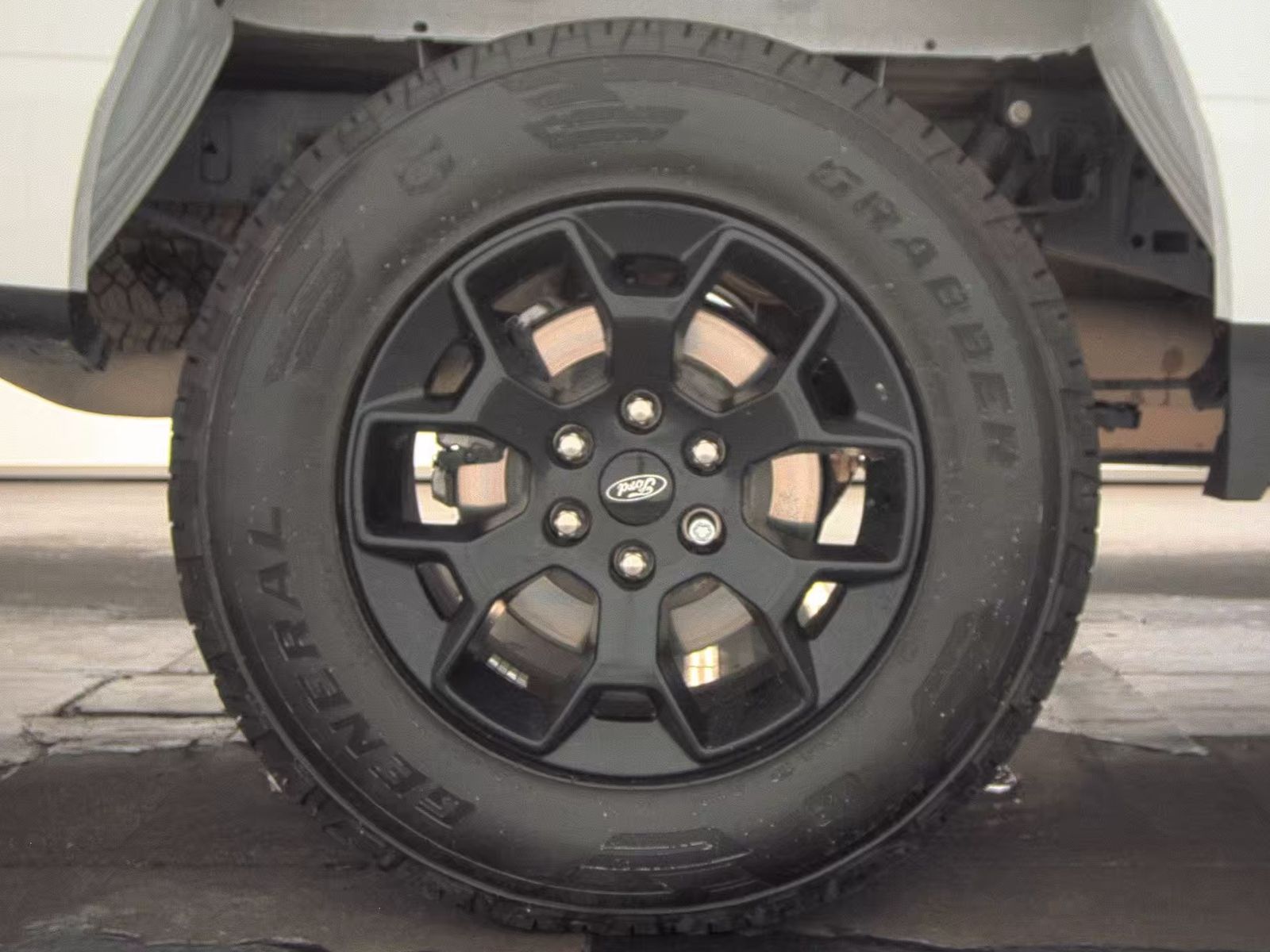 2024 Ford F-150 STX AWD