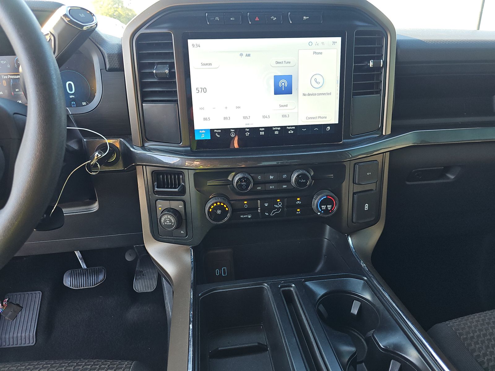 2024 Ford F-150 STX AWD