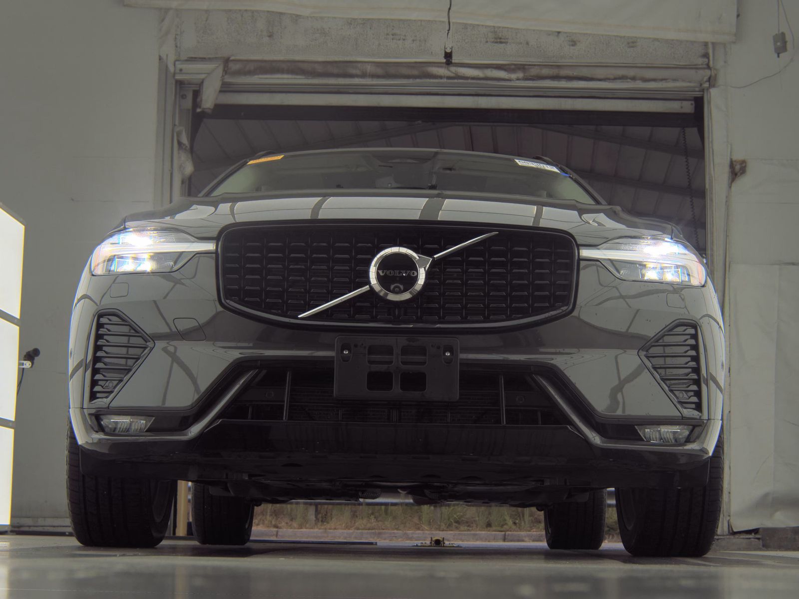 2025 Volvo XC60 B5 Plus AWD