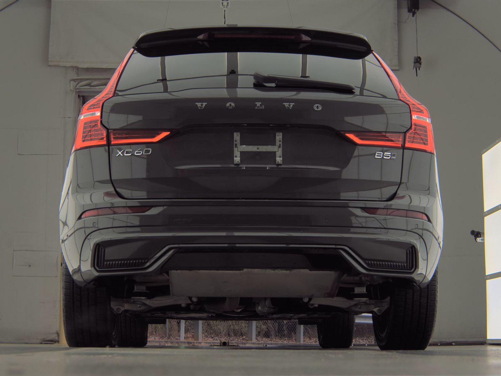 2025 Volvo XC60 B5 Plus AWD