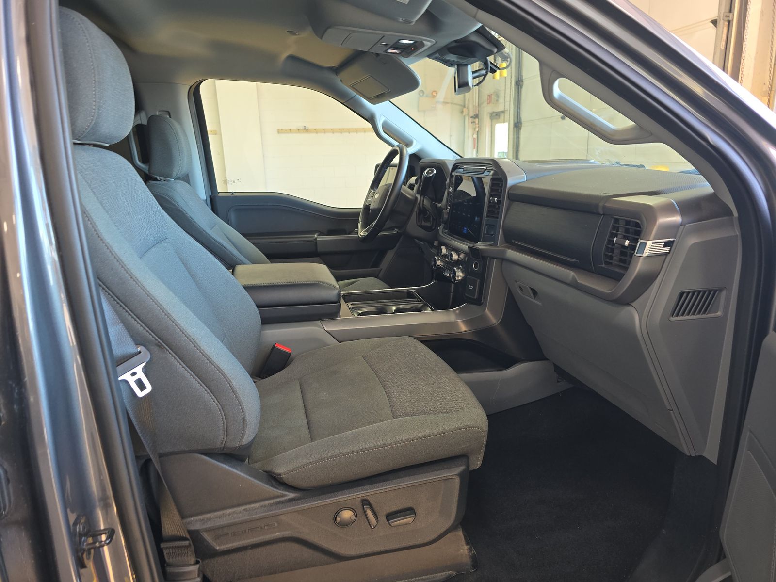 2024 Ford F-150 Hybrid XLT AWD