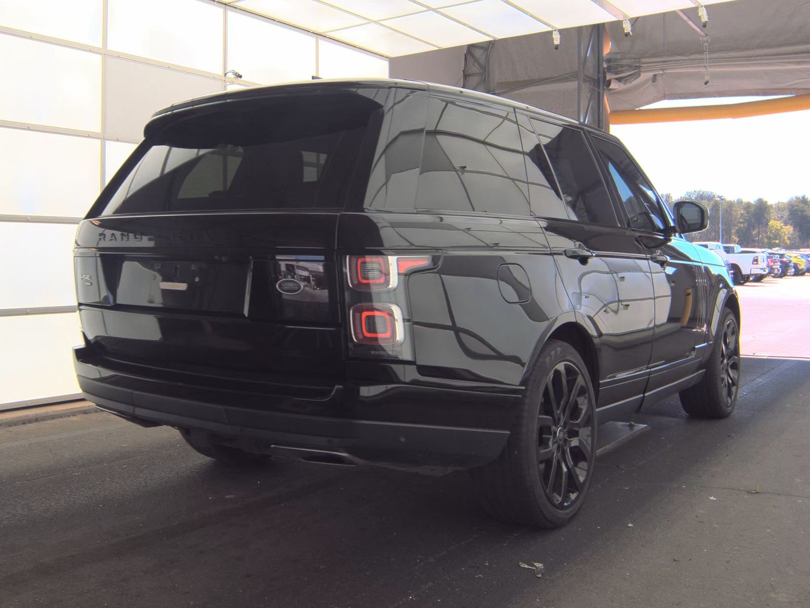 2022 Land Rover Range Rover P525 Westminster AWD