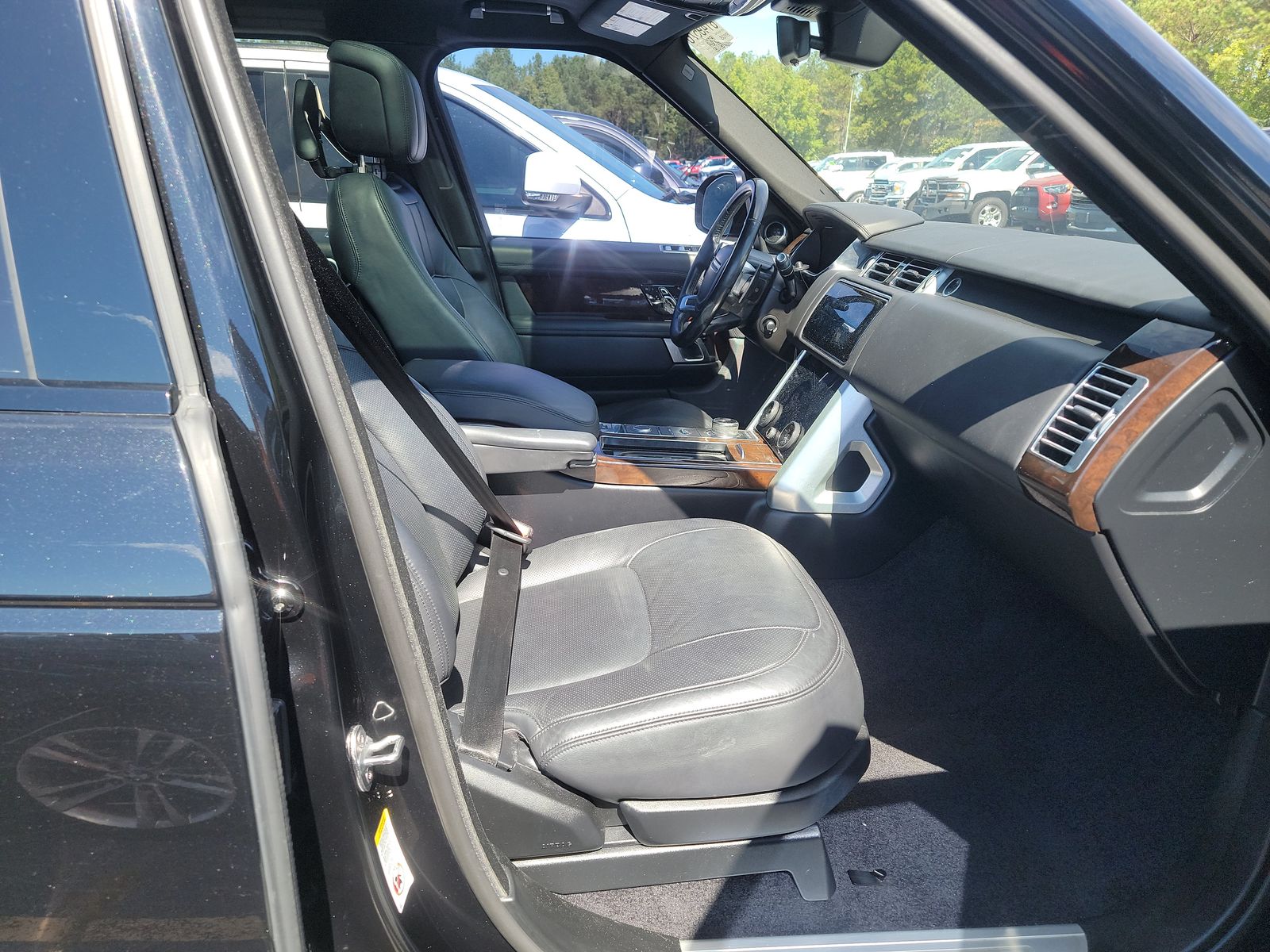 2022 Land Rover Range Rover P525 Westminster AWD