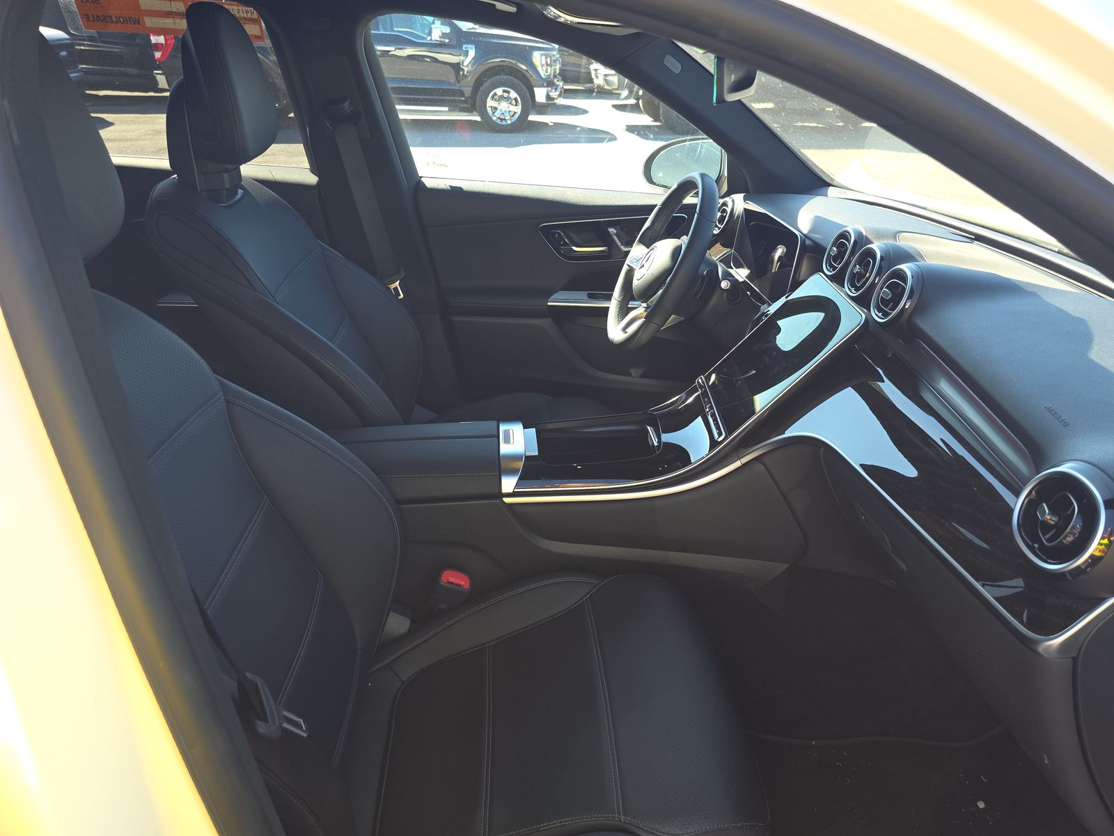 2025 Mercedes-Benz GLC GLC 300 FWD