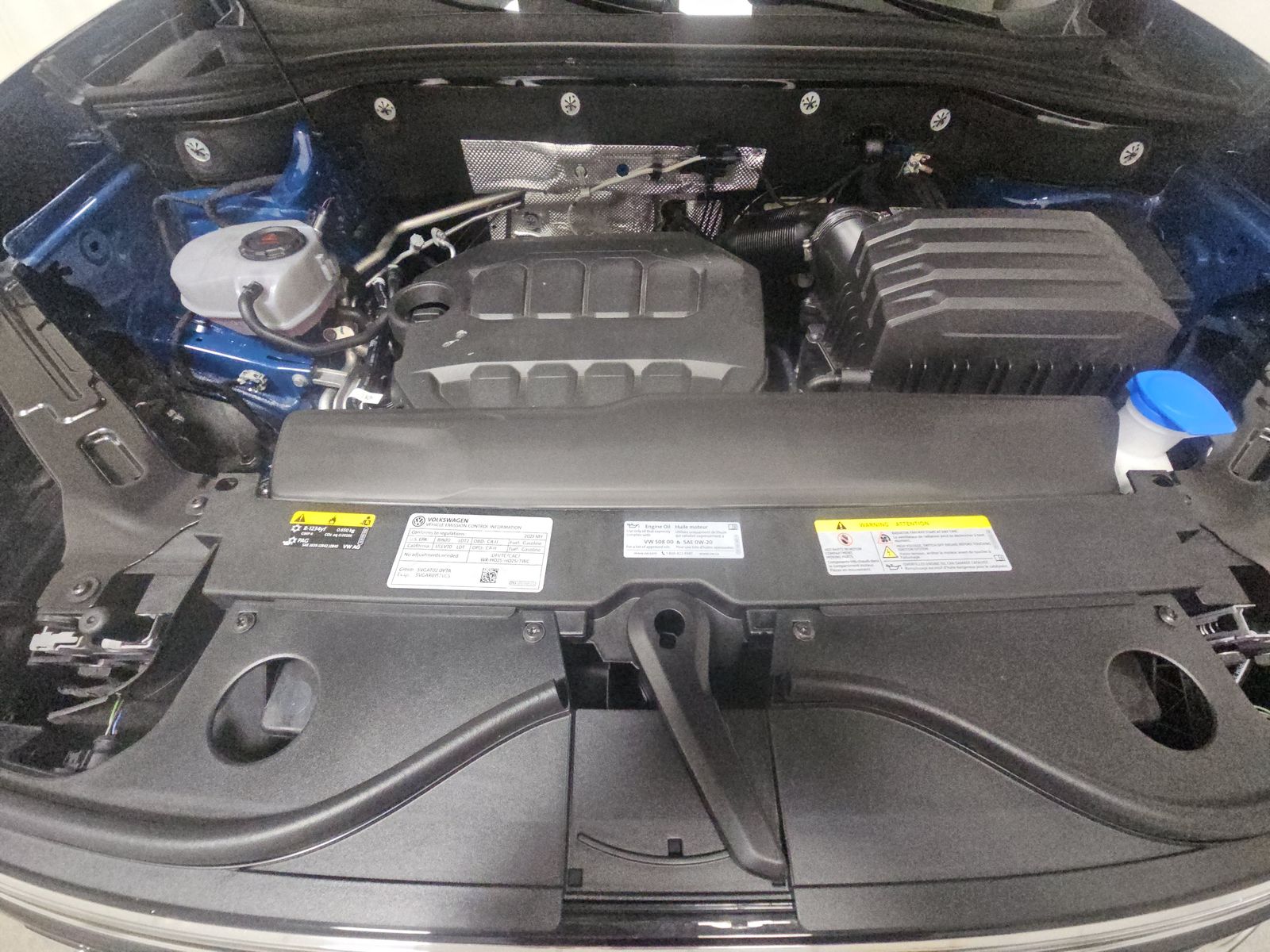 2025 Volkswagen Atlas 2.0T SEL Premium R-Line AWD