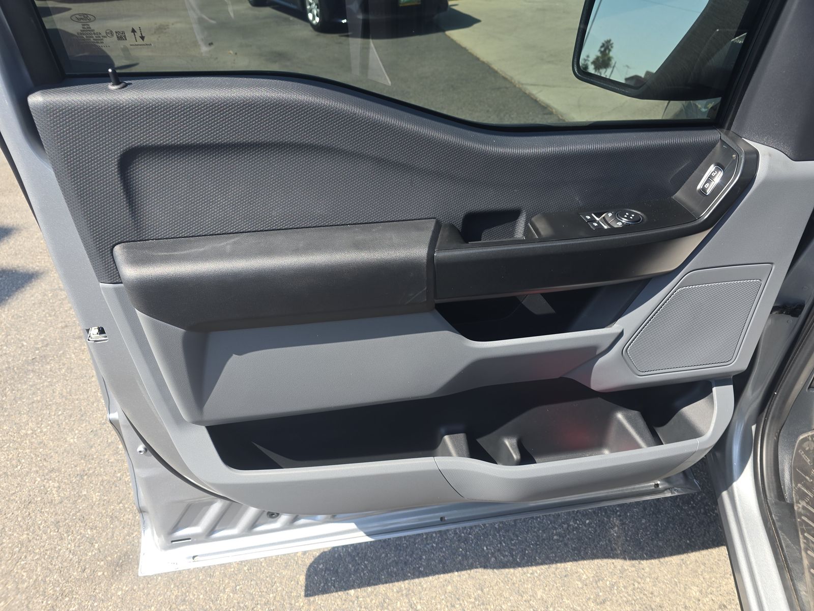 2024 Ford F-150 XL AWD